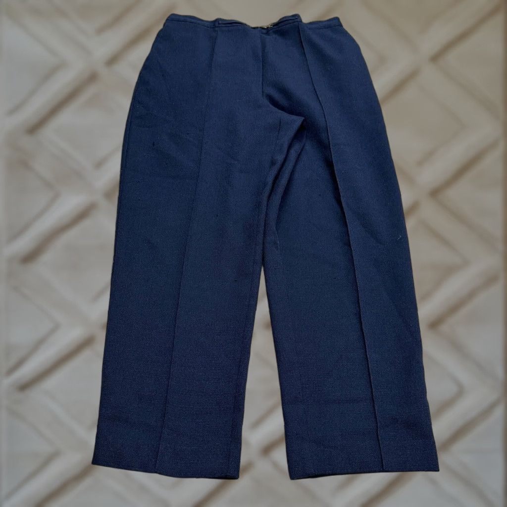 Vintage Alfred Dunner Dress Pants Women 14 Blue Pull On Straight 33x27 Vintage Regular Dress Pants, Blue, Solid, Preppy, Designer, 14 Size 36" / US 14 / IT 50 - 1 Thumbnail