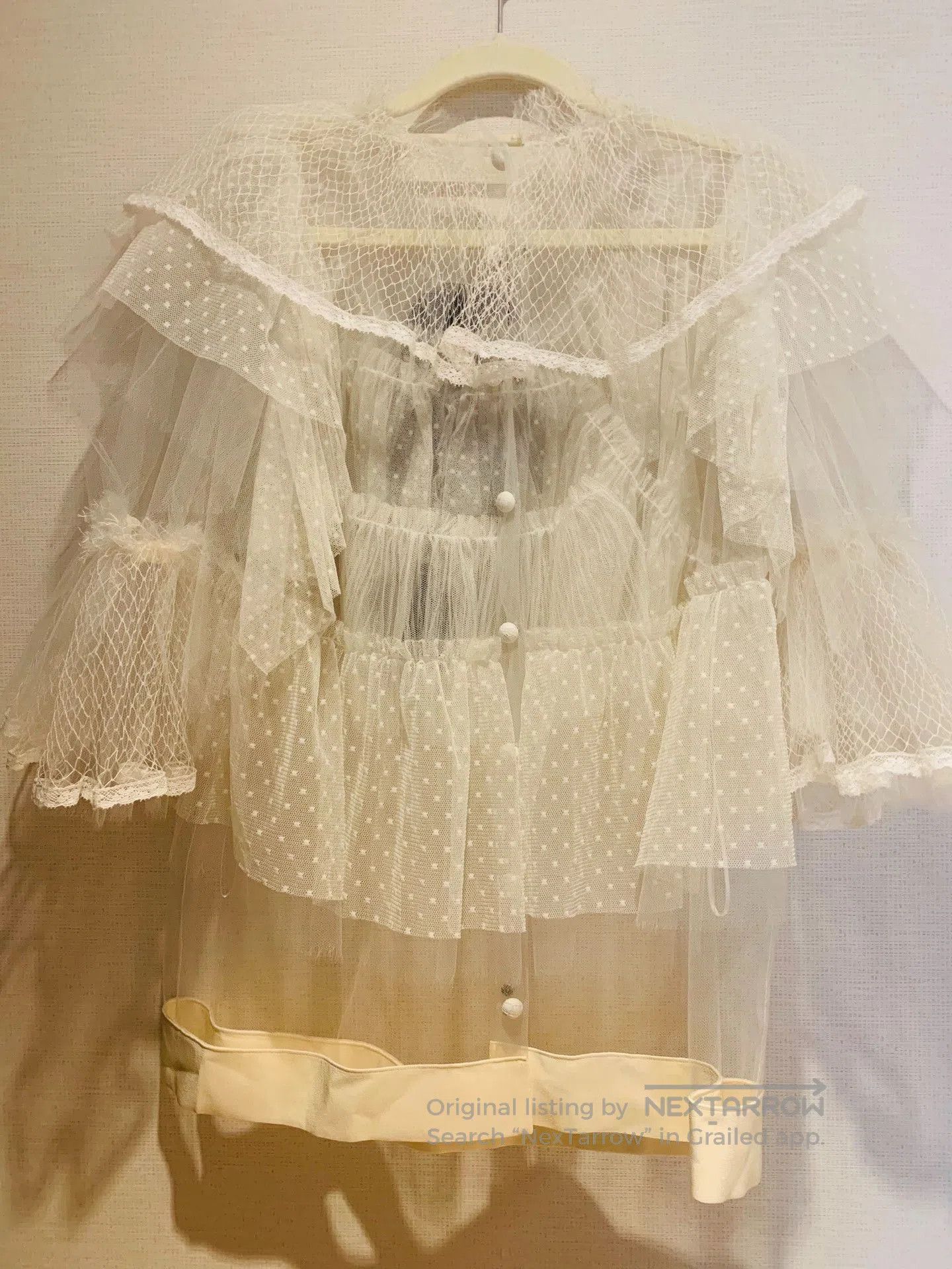 Dolce & Gabbana DG Lace Ruffle Top. Size XS / US 0-2 / IT 36-38 - 2 Thumbnail