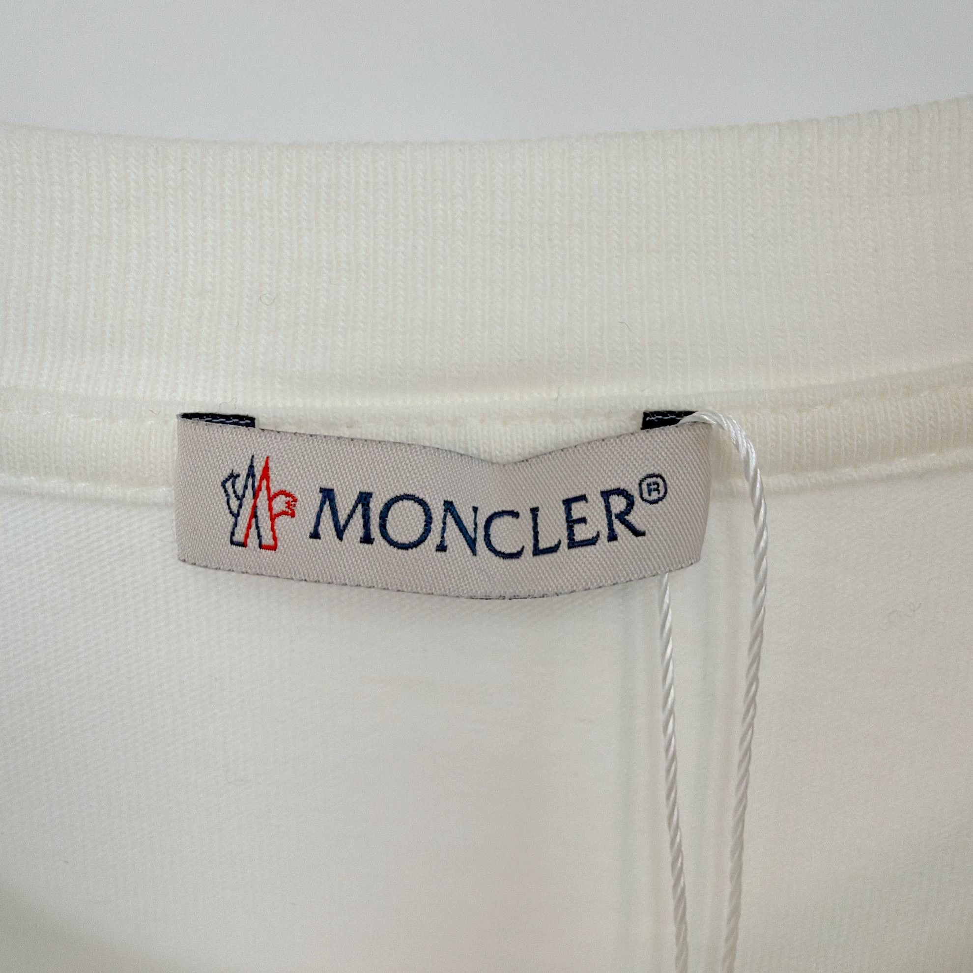 Moncler Moncler New with Tags Cartoon Print Tee L Size US L / EU 52-54 / 3 - 7 Thumbnail