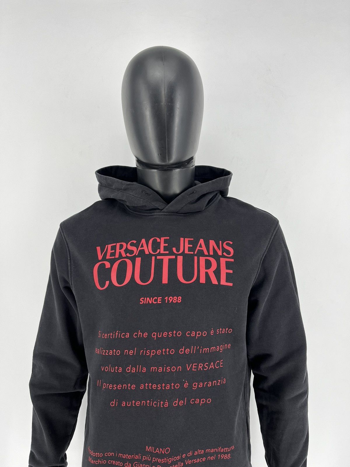 Versace Jeans Couture × Vintage Versace Jeans Couture Men's Black Red Logo Hooded Sweatshirt Size US S / EU 44-46 / 1 - 1 Thumbnail