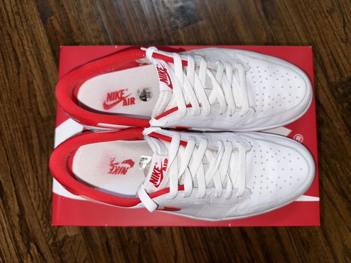 Jordan Brand Nike Air Jordan 1 Retro Low OG White University Red Sz 10.5 Size US 10.5 / EU 43-44 - 6 Thumbnail