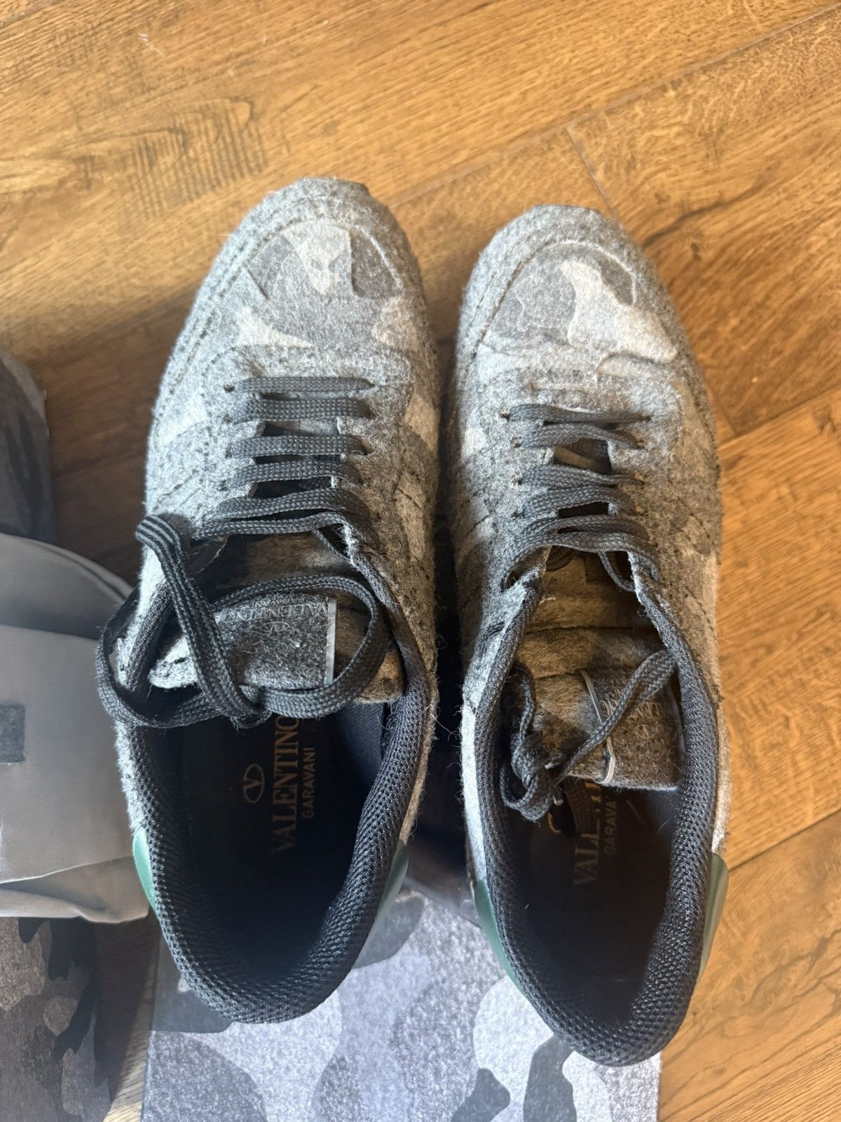 Valentino Valentino Garavani Rockrunner Grey Felt Camo UK 9 / 43 Size US 9 / EU 42 - 10 Thumbnail