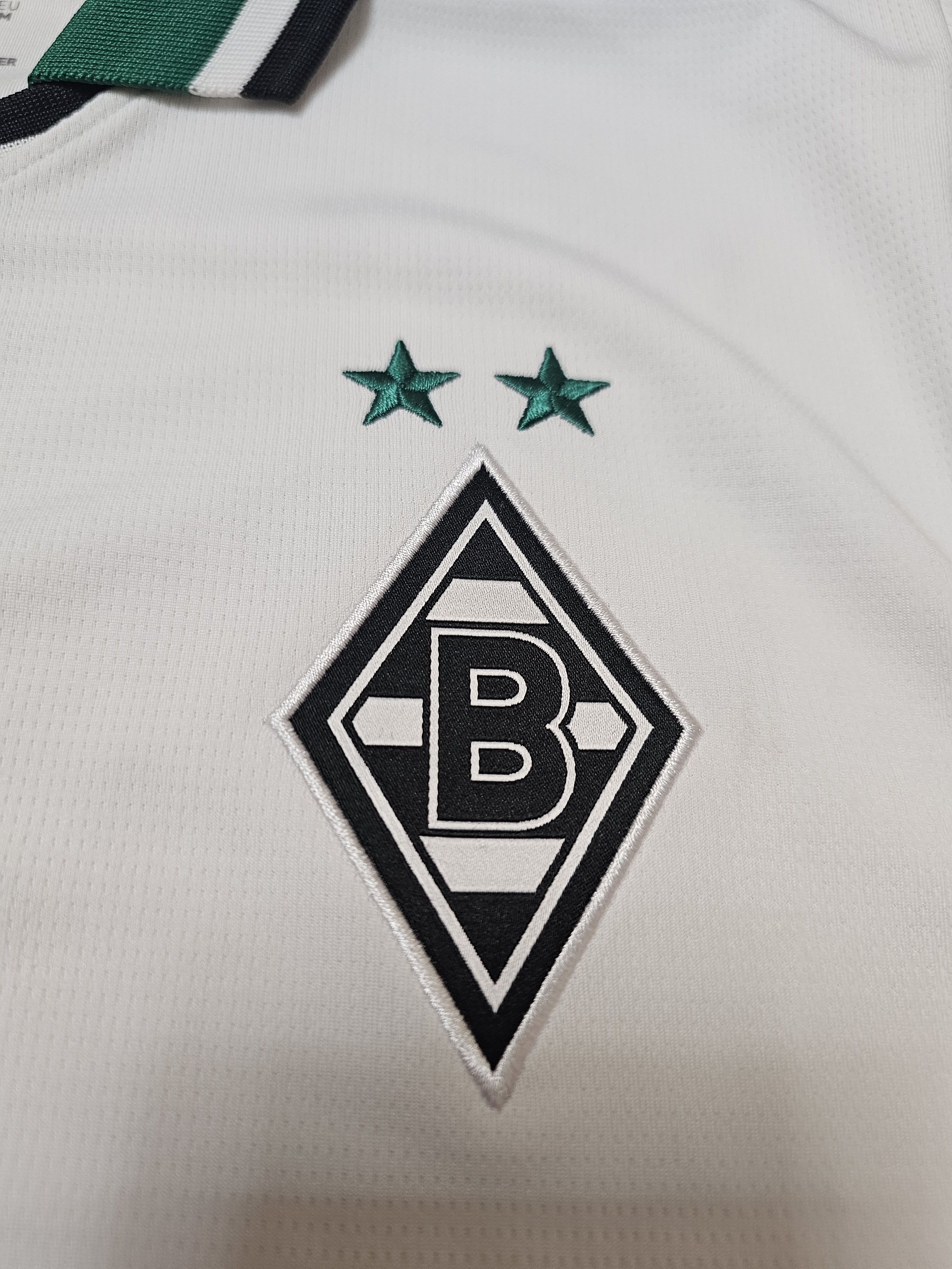Puma BORUSSIA MONCHENGLADBACH 2024 HERMANN FOOTBALL SHIRT SOCCER Size US M / EU 48-50 / 2 - 4 Thumbnail