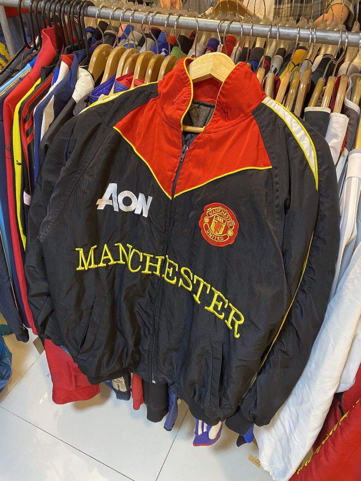 Other Vintage Y2K Manchester United Bomber Jacket Size US XL / EU 56 / 4 - 1 Thumbnail