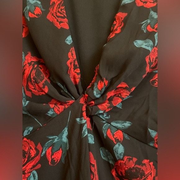 Other Dee Elly "Roma Rose" Twist-Front Floral Maxi Dress in size m Size M / US 6-8 / IT 42-44 - 5 Thumbnail