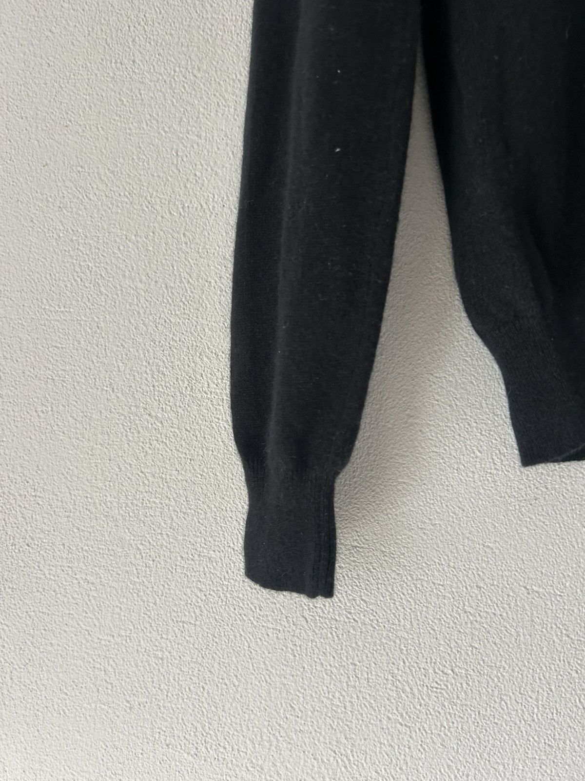 Prada Black V-Neck Sweater – Size 46 Size US S / EU 44-46 / 1 - 5 Thumbnail