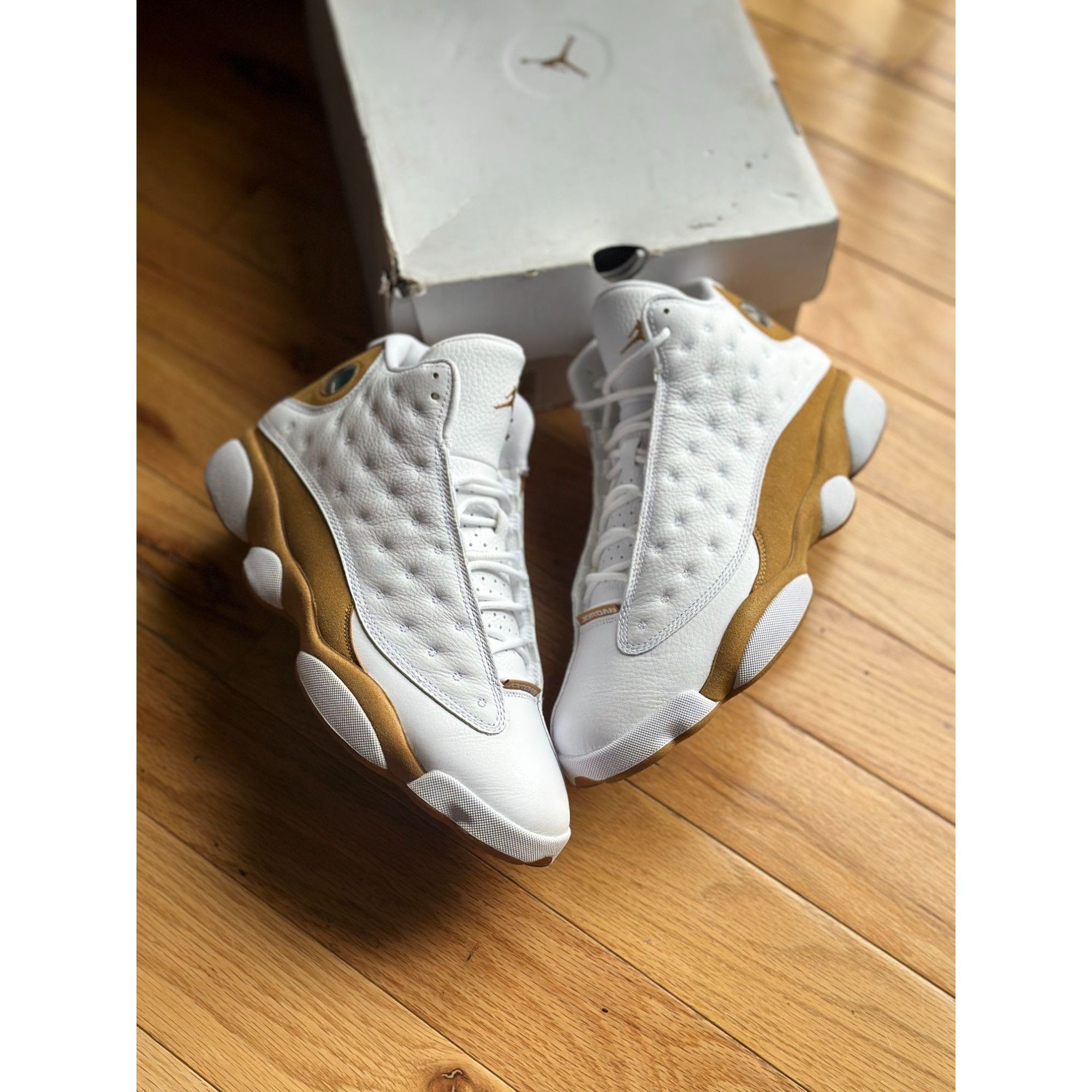 Nike NIKE AIR JORDAN 13 RETRO 2023 ‘WHEAT’ 414571-171 MEN’S 11 RA Size US 11 / EU 44 - 1 Thumbnail
