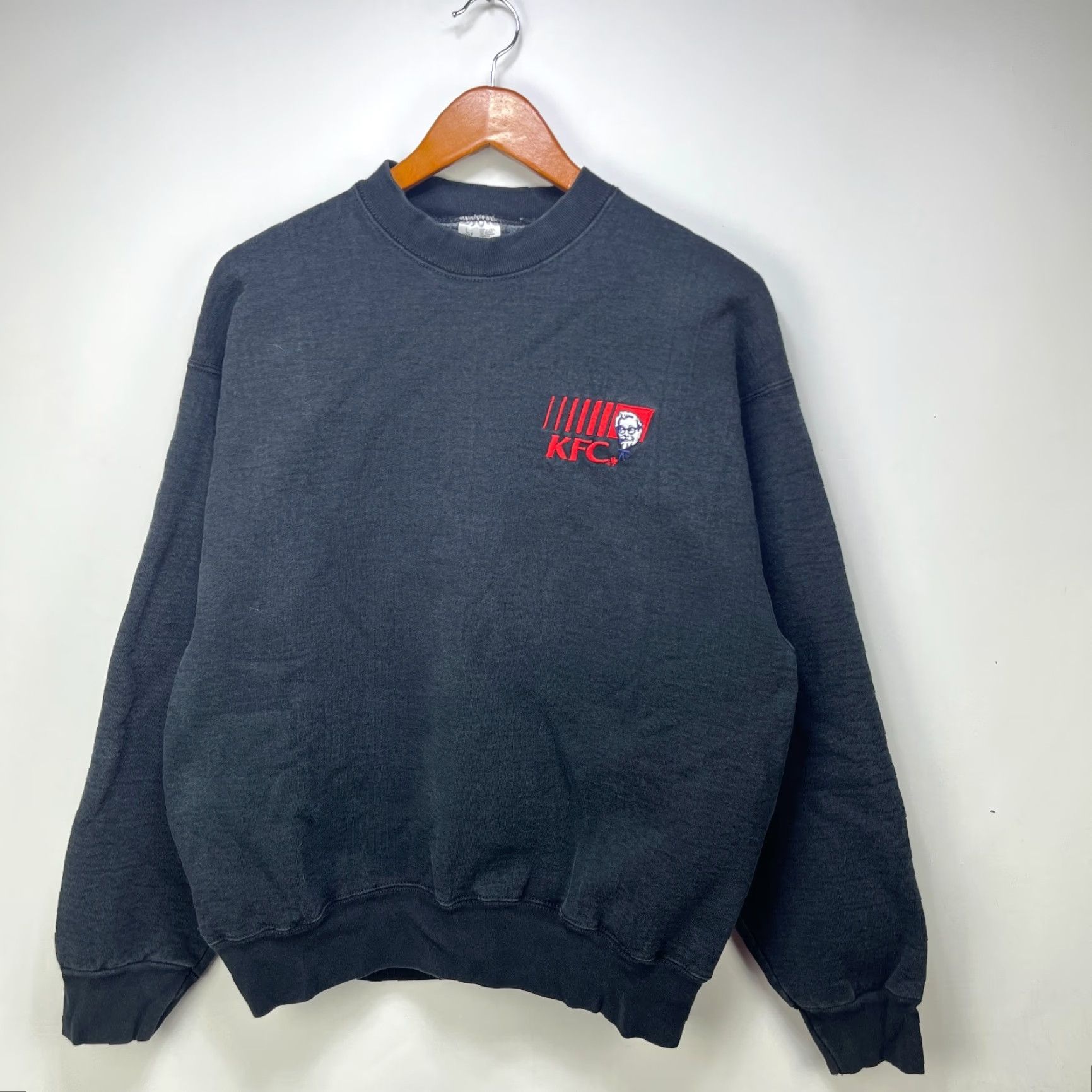 Fruit Of The Loom VINTAGE KFC Kentucky Fried Chicken Long Sleeve Shirt L Mens Black Size US L / EU 52-54 / 3 - 2 Thumbnail