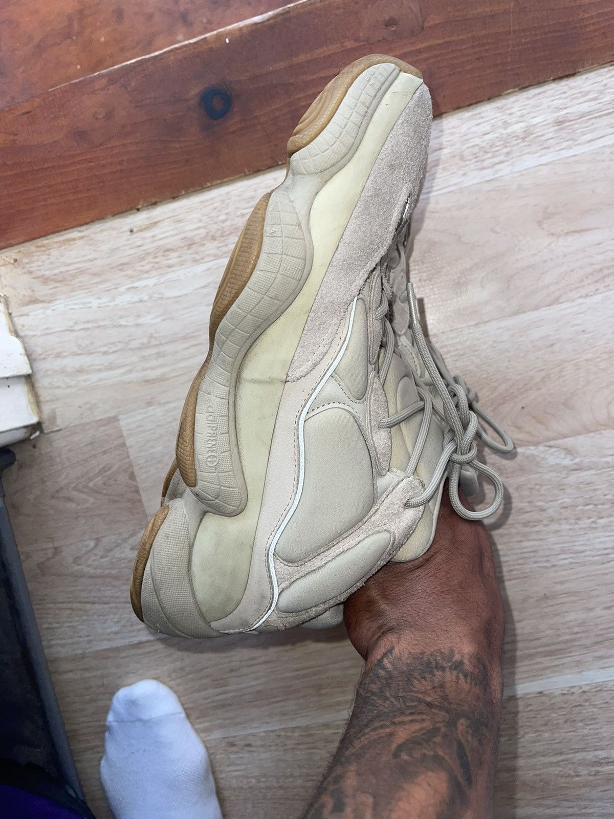 Adidas Yeezy 500 blush cream Size US 12 / EU 45 - 4 Thumbnail