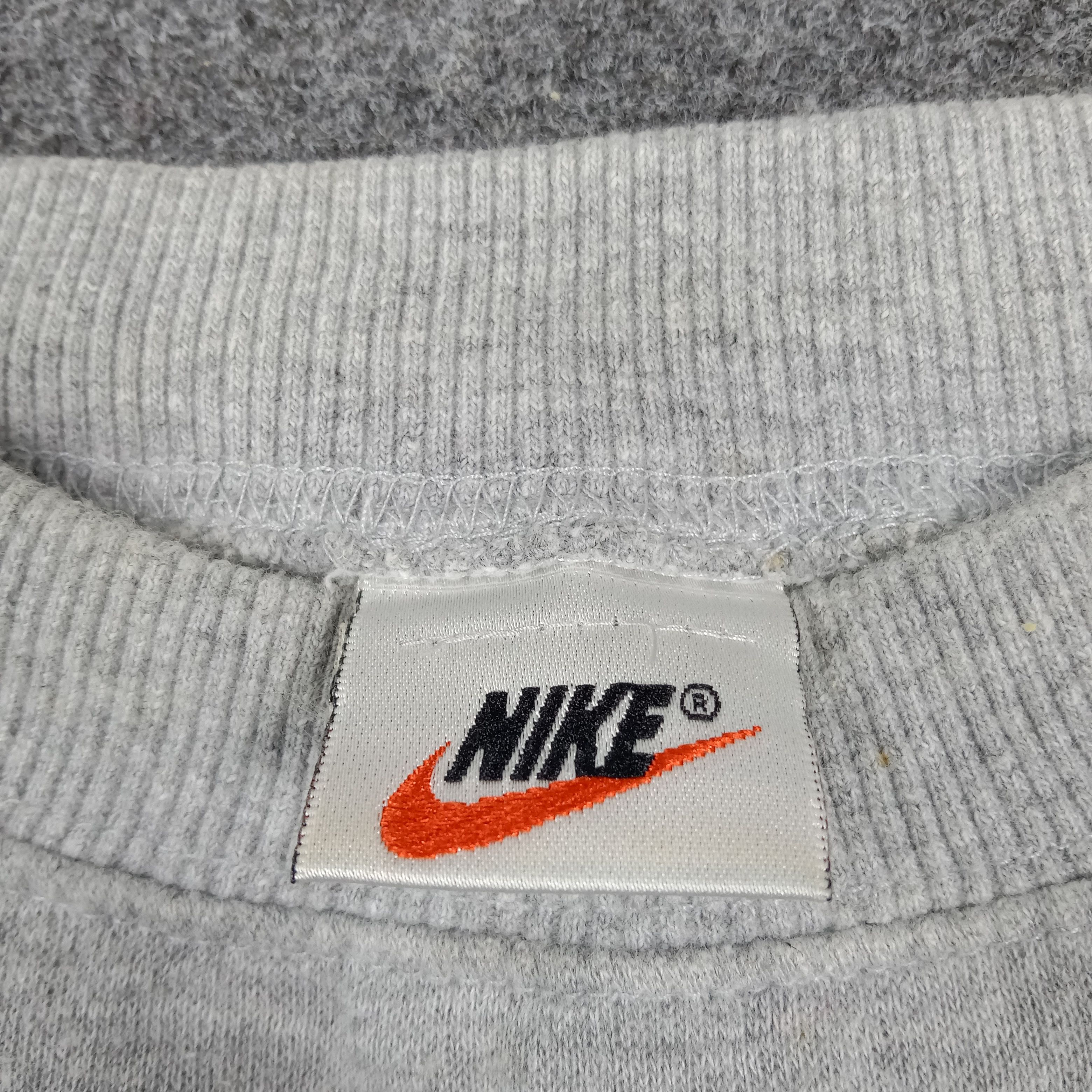 Nike Nike Big Swoosh Streetwear Sweatshirt C283N27 Size US L / EU 52-54 / 3 - 3 Thumbnail