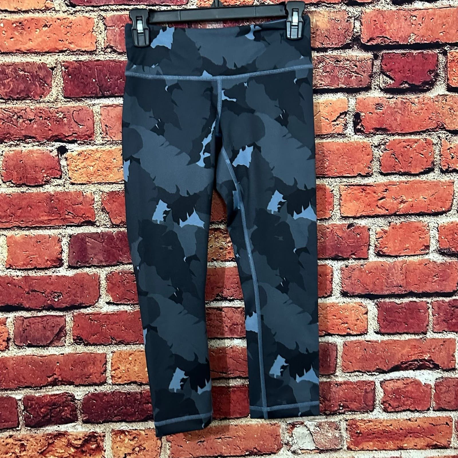 Lululemon lululemon leggings size 4 Size 27" / US 4 / IT 40 - 1 Thumbnail