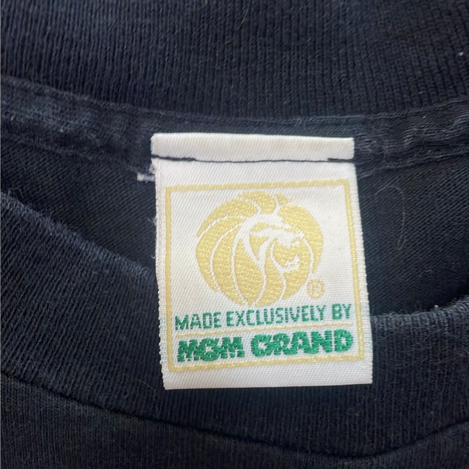 Vintage Vintage 1996 Mike Tyson vs Holyfield MGM Grand XL Size US XL / EU 56 / 4 - 5 Thumbnail