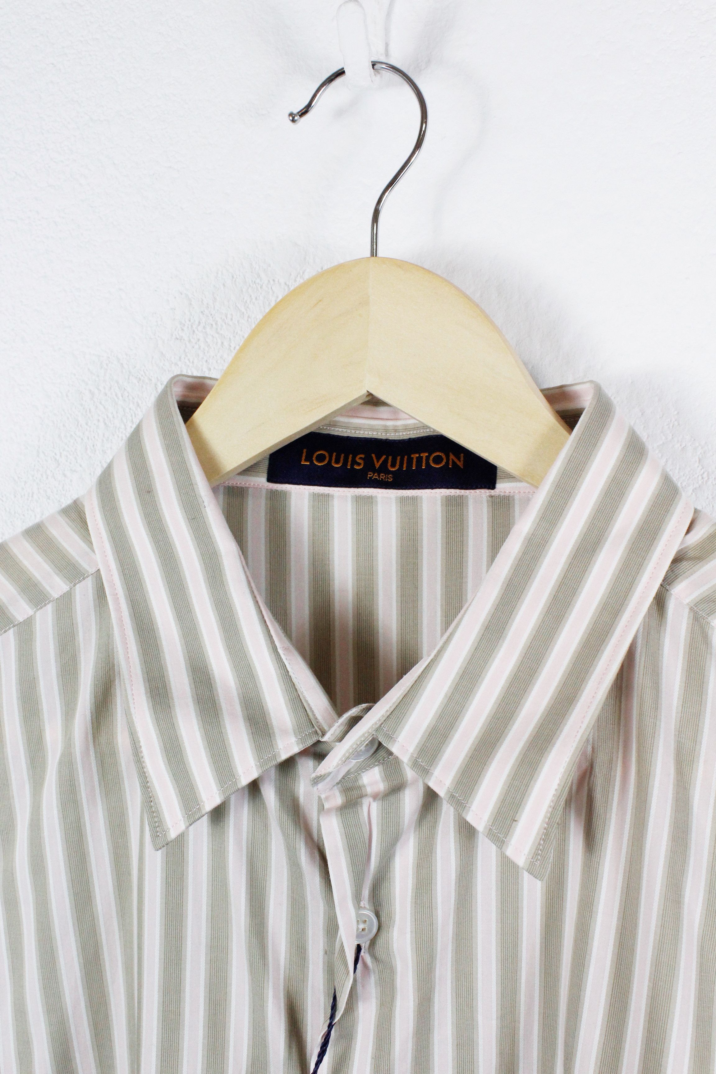 Louis Vuitton Louis Vuitton Striped Floral Hawaii Logo Print Shirt Size US XL / EU 56 / 4 - 4 Thumbnail