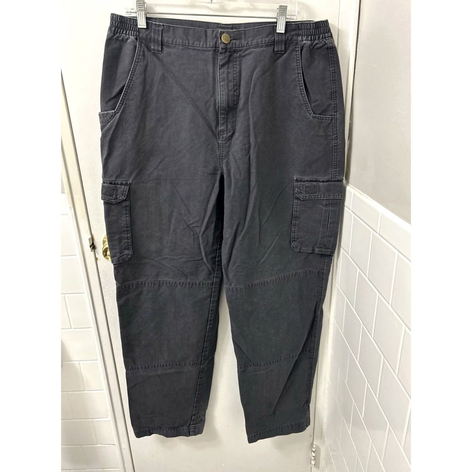Vintage Cabela's Cargo Pants Mens 38x32 Gray Cotton Canvas Classic Fit Elastic Waist cargo Pocket Straight Leg Workwear Casual Pants Mens Regular Size US 38 / EU 54 - 2 Thumbnail