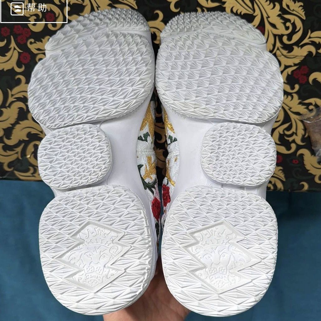 Nike Nike Lebron15 Performance Kith King‘s cloak Size US 7 / EU 40 - 5 Thumbnail