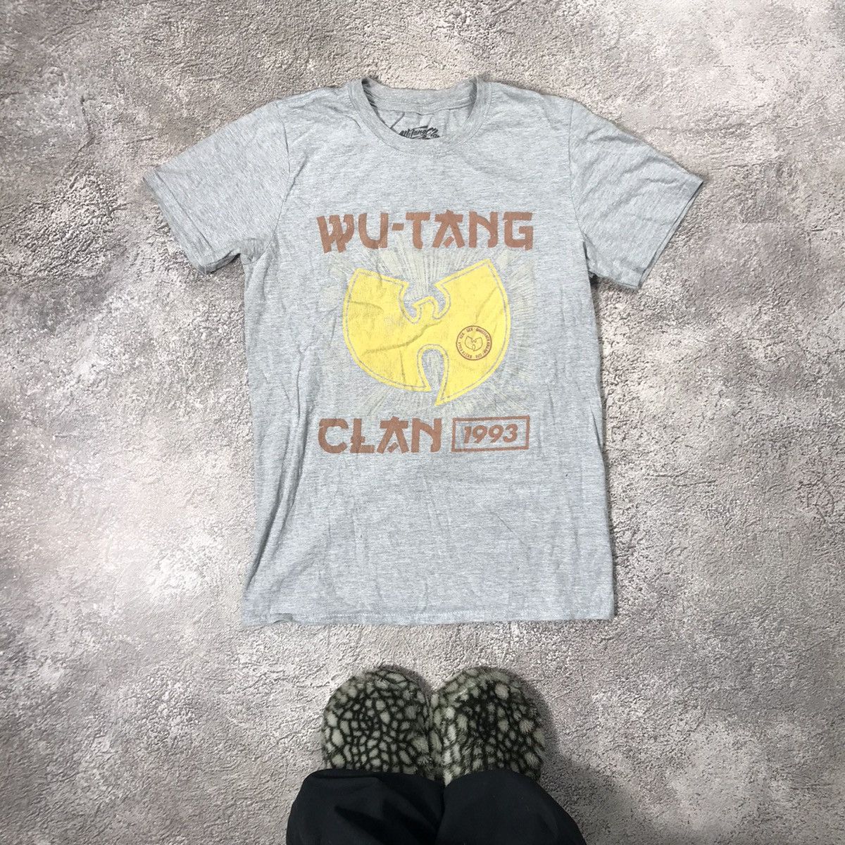 Vintage Vintage 90s Wu Tang Clan Graphic Tee Sun Faded Streetwear S Size US S / EU 44-46 / 1 - 2 Thumbnail
