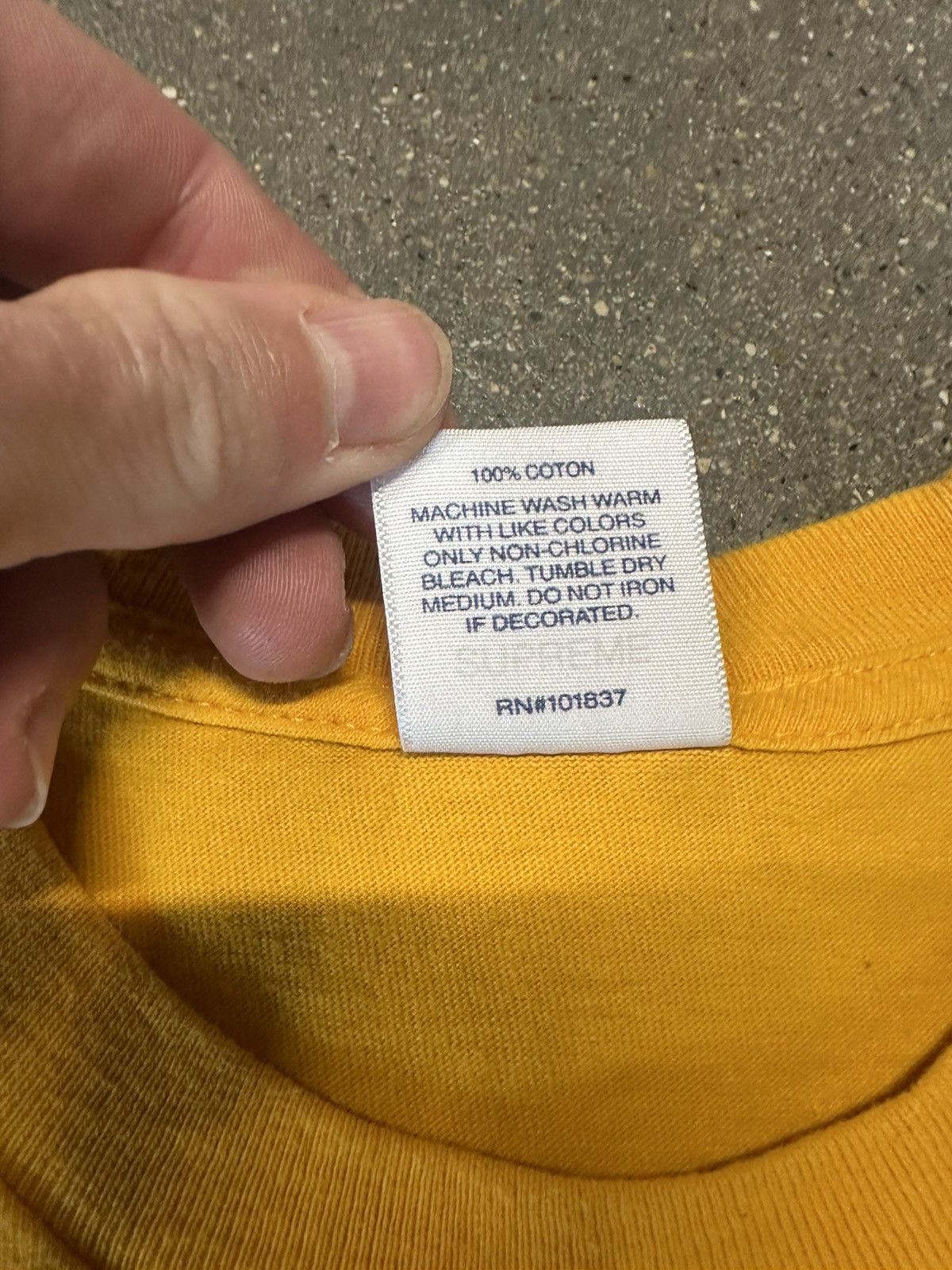 Supreme Supreme pillows t shirt bright orange Size US L / EU 52-54 / 3 - 3 Thumbnail