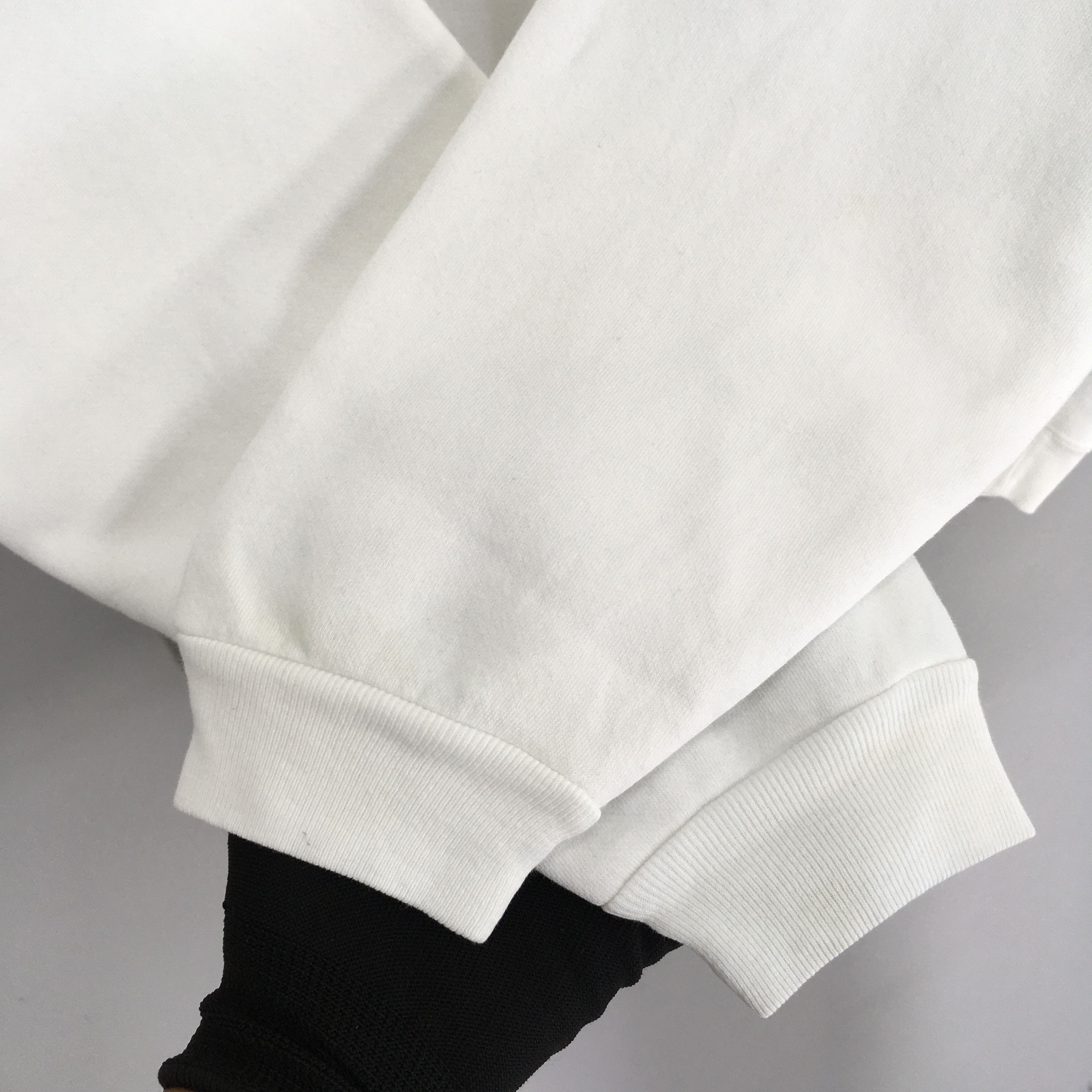 Quiksilver × Vintage Vintage 90s Quiksilver Skateboarding White Sweatshirt Large Size US L / EU 52-54 / 3 - 6 Thumbnail