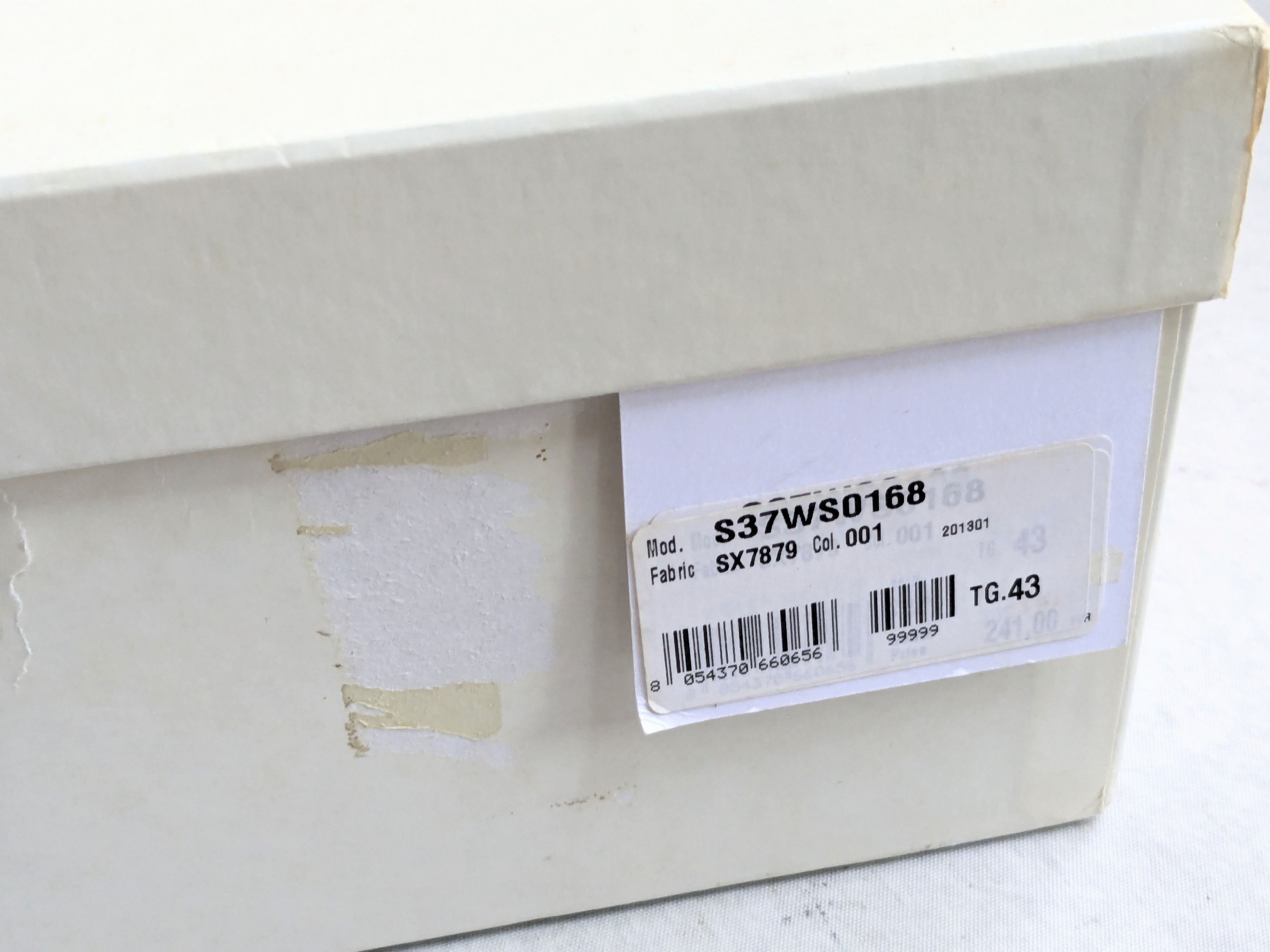 Maison Margiela Maison Margiela Silver GAT Replica 10 43 Low Tops Size US 10 / EU 43 - 20 Thumbnail