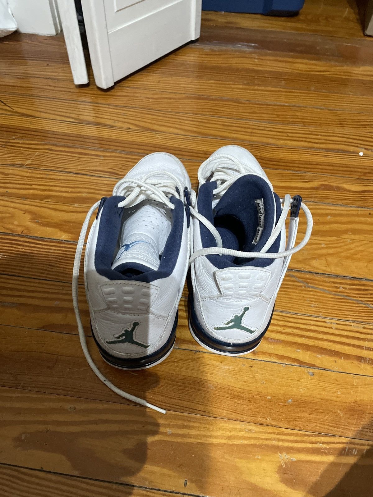 Jordan Brand Columbia air Jordan 4s Size US 10 / EU 43 - 3 Thumbnail