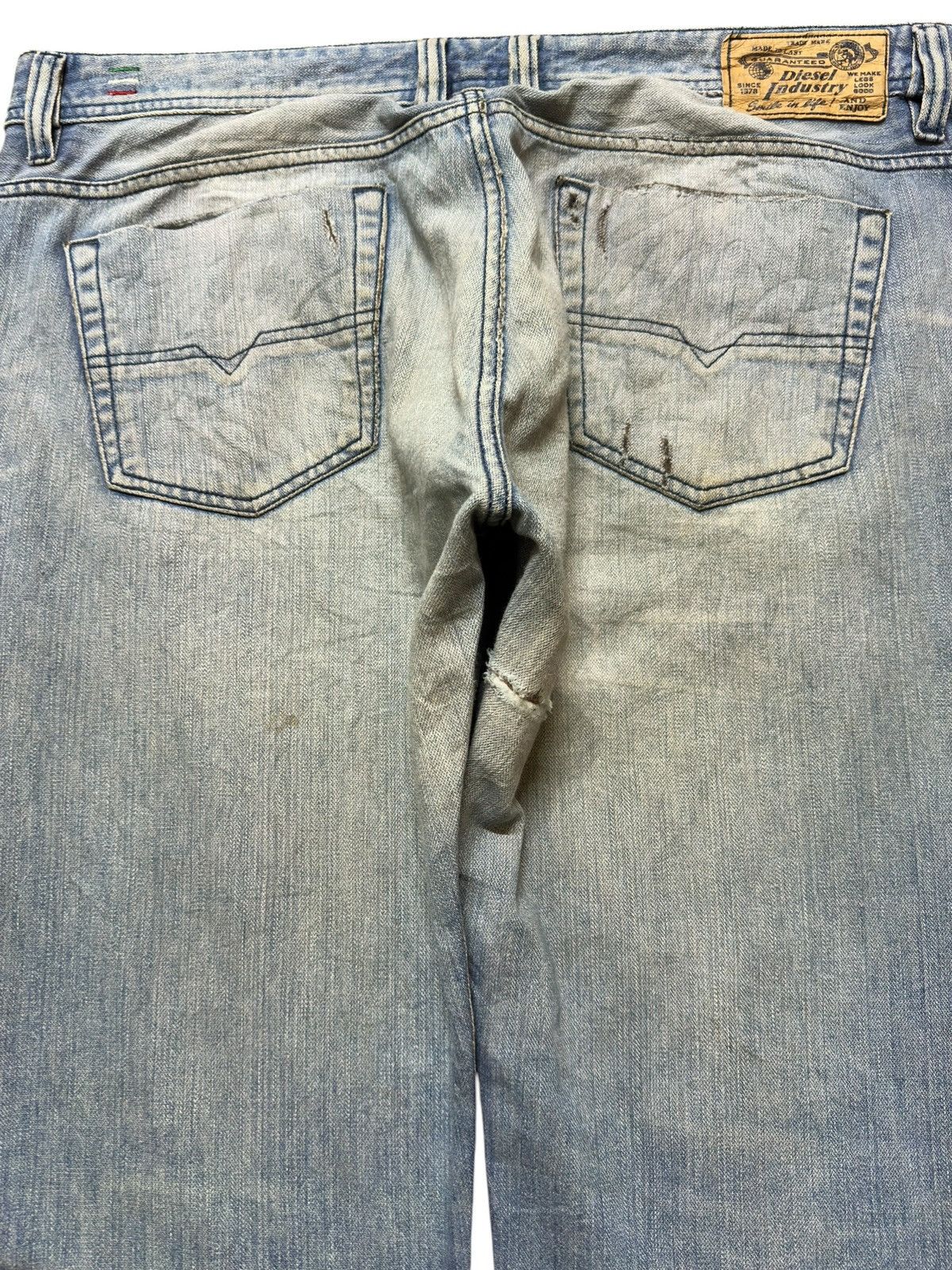 Diesel Vintage Diesel Viker Baggy Mudwash Faded Denim Size US 40 / EU 56 - 5 Thumbnail