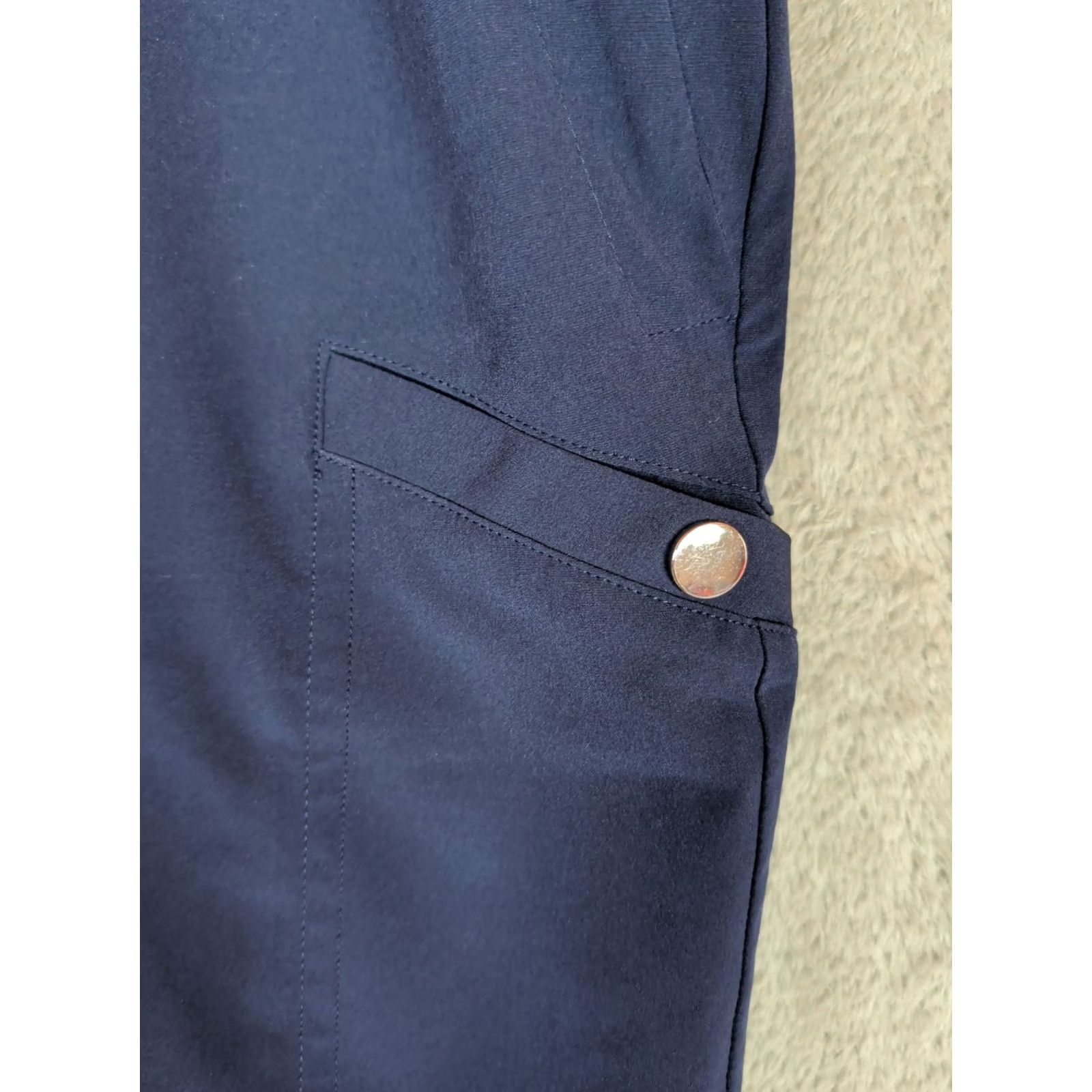 Vintage Chico's Womens Cargo Shorts Navy Blue Pull On Size 3/US 16 9.75 inseam Active Size 38" / US 16 / IT 52 - 3 Thumbnail