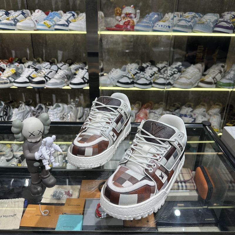 Louis Vuitton Louis Vuitton Trainer Maxi Brown Leather Sneakers -2508 Size US 8.5 / EU 41-42 - 1 Thumbnail