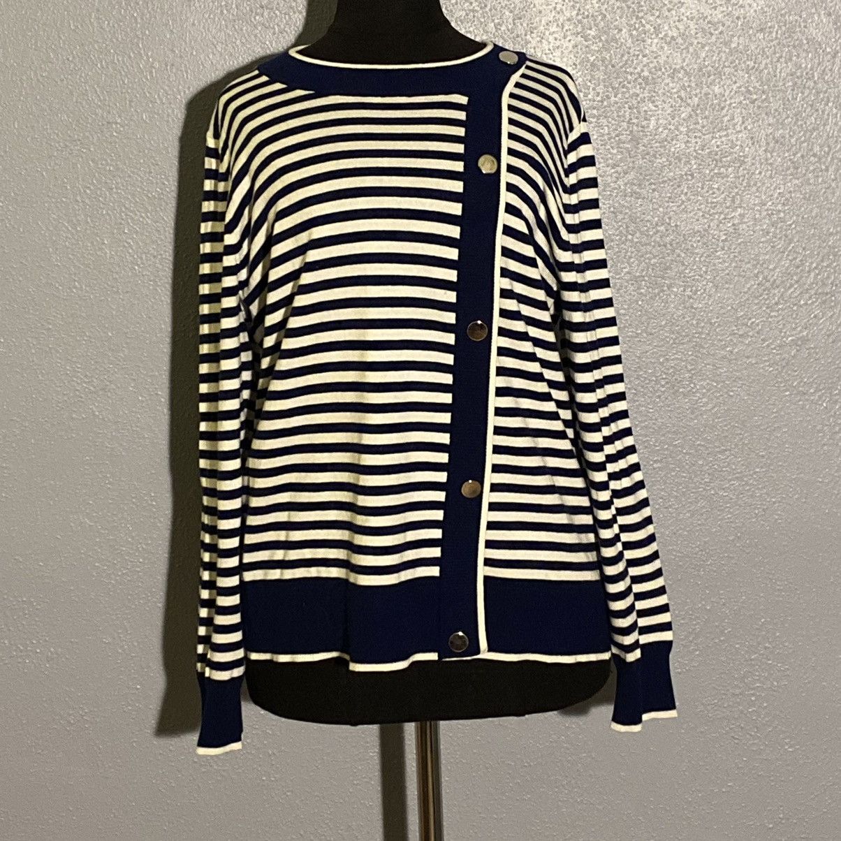 Jones New York NWT Jones New York Navy/White Long Sleeve Knit Top Size M Size M / US 6-8 / IT 42-44 - 1 Thumbnail