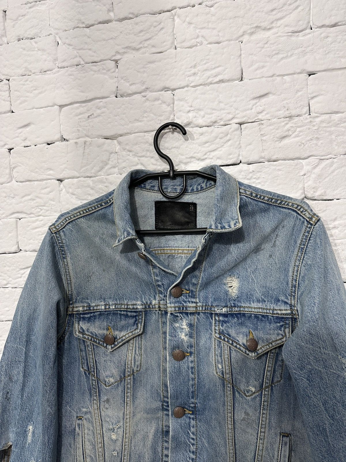 R13 R13 Sky Trucker Distressed Denim Holly Wash Women’s XS Size XS / US 0-2 / IT 36-38 - 4 Thumbnail