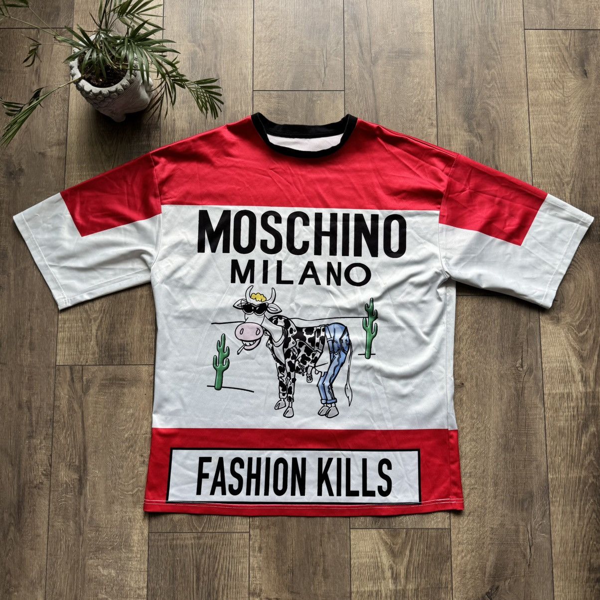 Moschino Moschino Fashion Kills Tee Shirt Jeremy Scott Hype Jersey Size US S / EU 44-46 / 1 - 2 Thumbnail