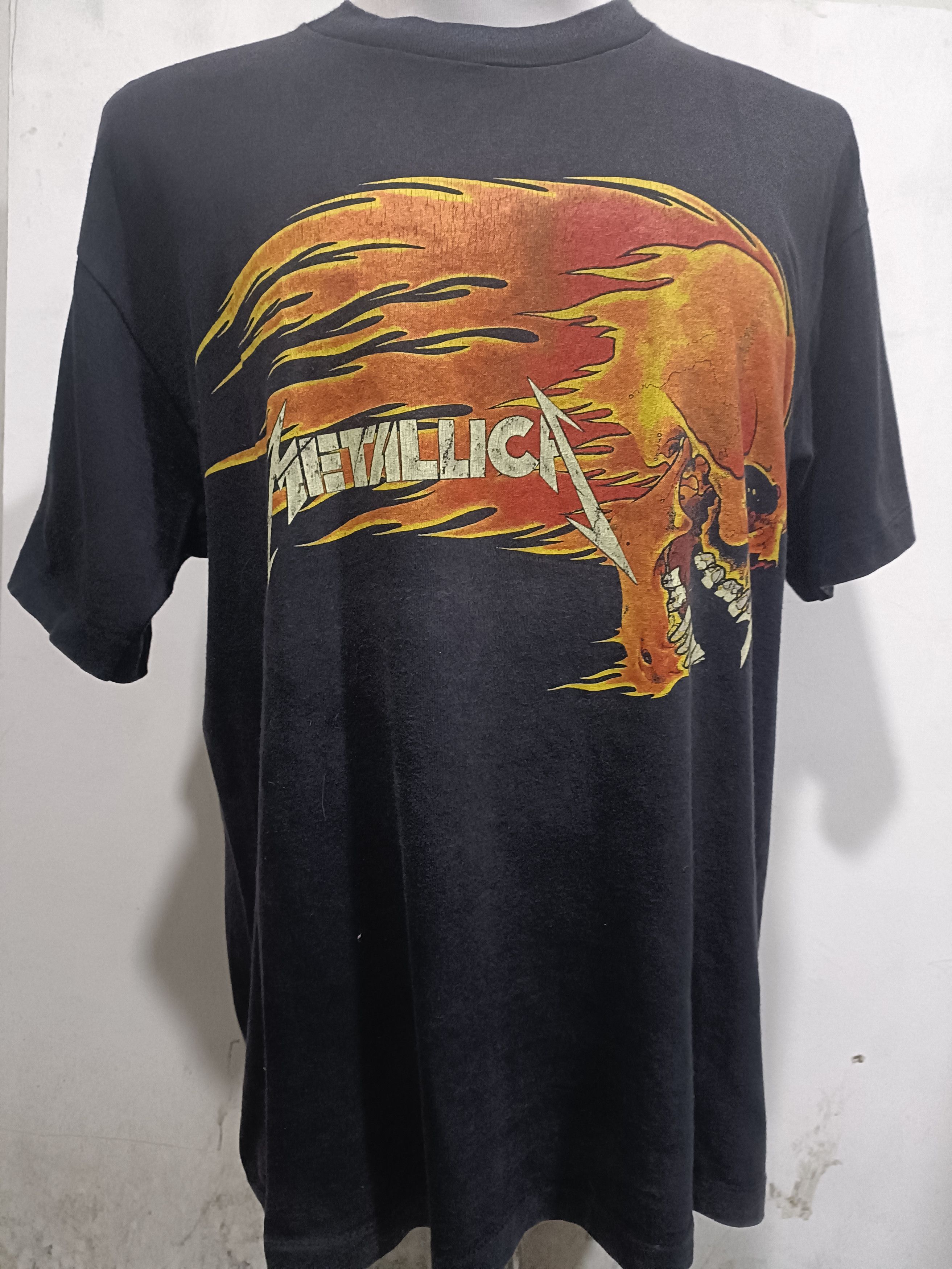 Vintage Metalica Vintage 1994 Pushed Flaming Skull T Shirt Size US XL / EU 56 / 4 - 1 Thumbnail