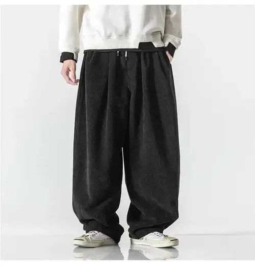 Oversized velvet pant