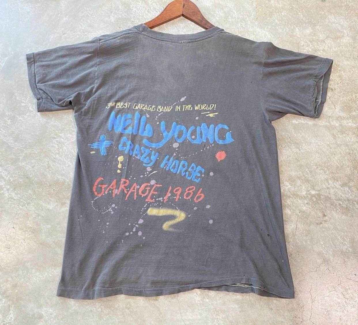 Band Tees Vintage 80s Neil Young Thrashed Fade Tee Size L / US 10 / IT 46 - 2 Thumbnail