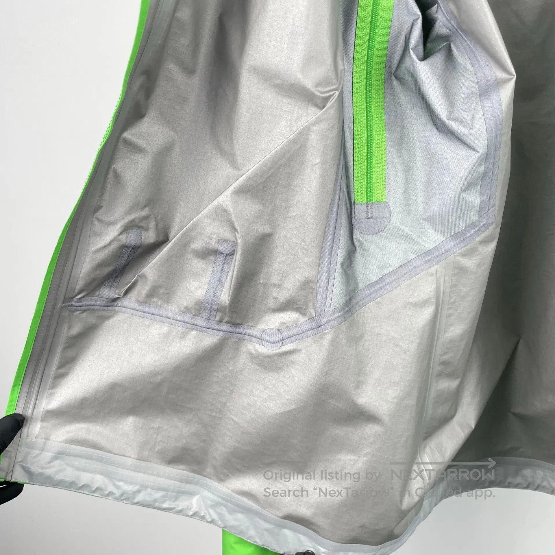 Arc'teryx Arc'teryx Hooded green hard shell jacket| Size US L / EU 52-54 / 3 - 9 Thumbnail