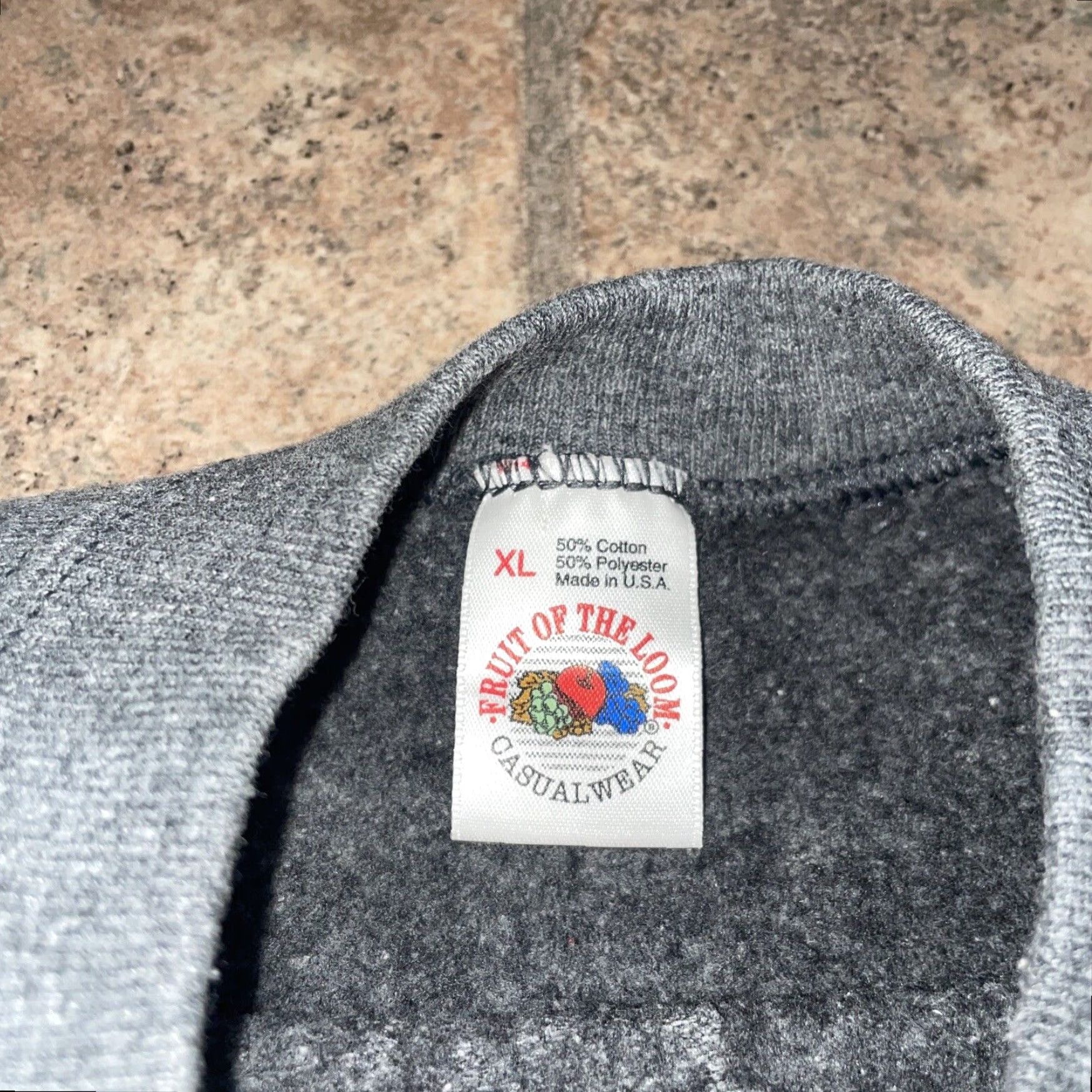 Fruit Of The Loom VINTAGE Fruit of the Loom Pullover Sweatshirt Adult XL Gray Cotton Blend USA Mens Size US XL / EU 56 / 4 - 3 Thumbnail