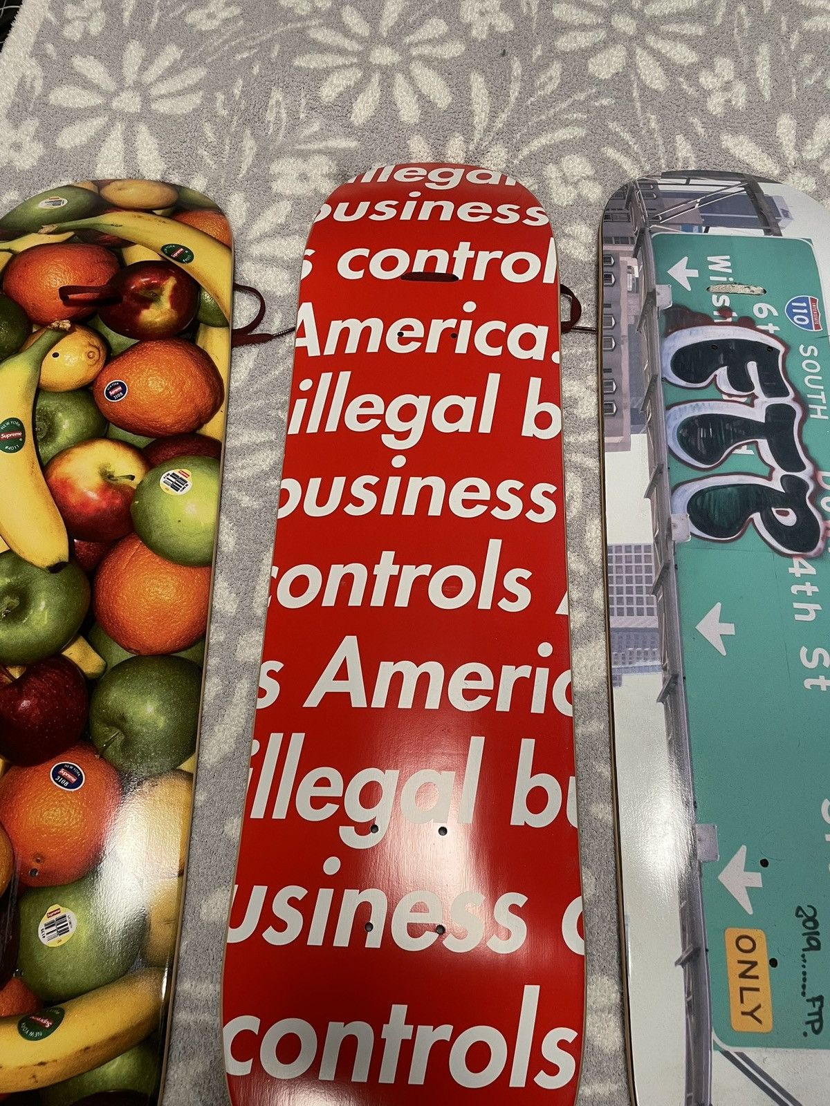 Supreme Supreme Illegal Business Deck Size ONE SIZE - 1 Thumbnail