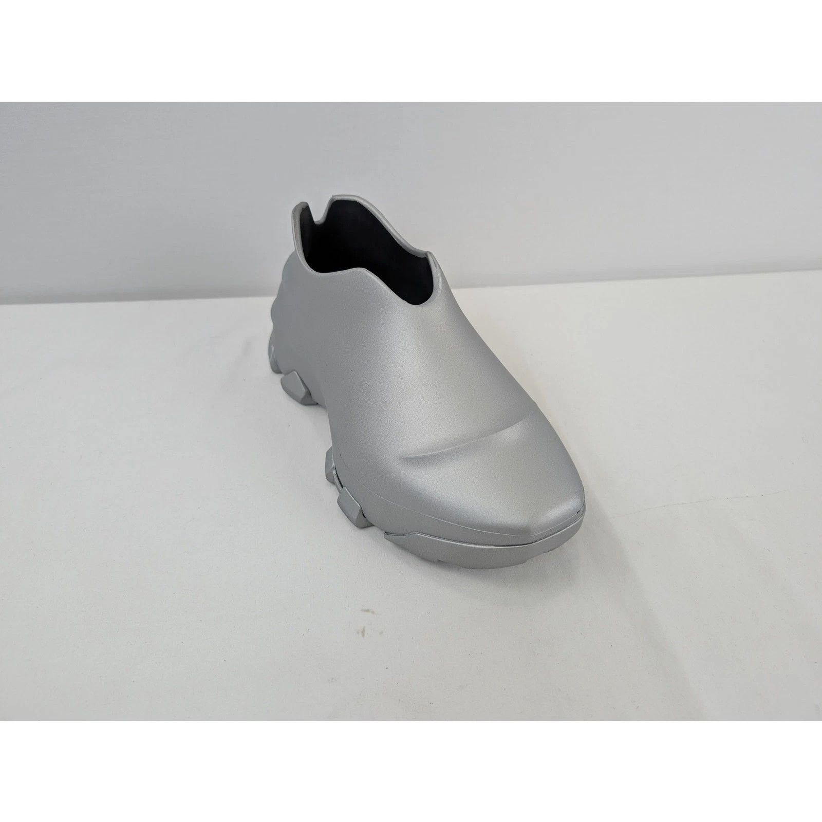 Givenchy o1rshd1 Show Low Shoe Boots in Silvery Size US 9 / EU 42 - 2 Thumbnail