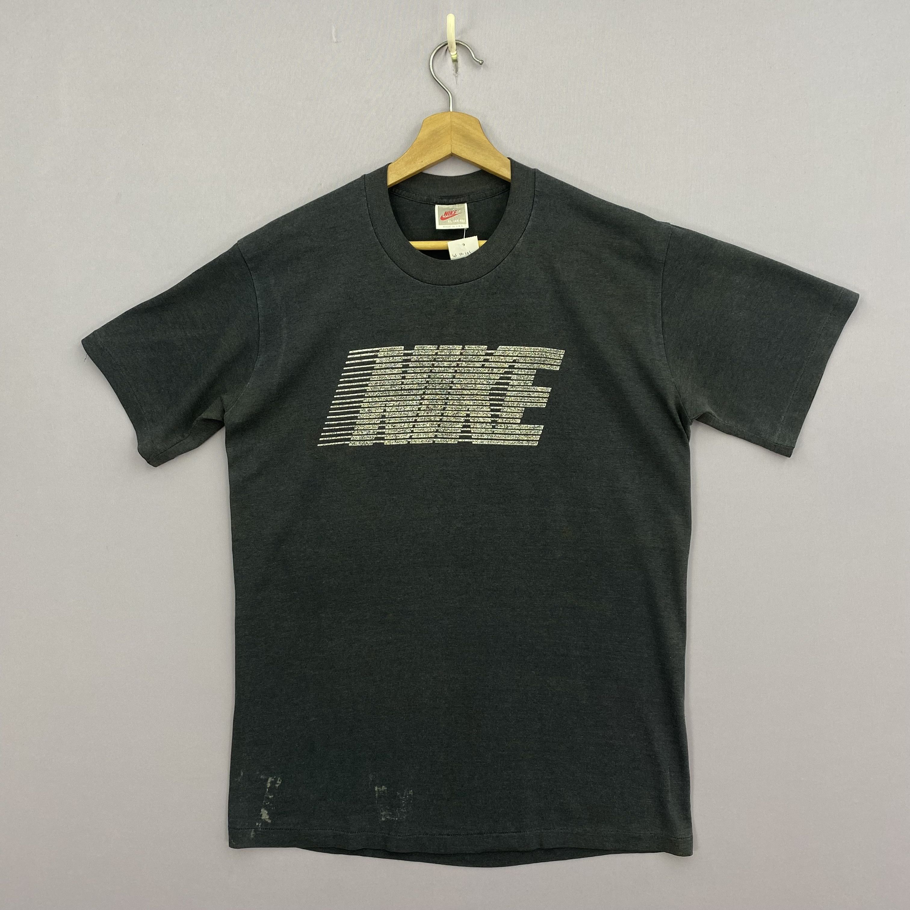Nike Vintage 90s Nike T-Shirt Gray Tag Paper Thin Crewneck Tee Size US M / EU 48-50 / 2 - 1 Thumbnail