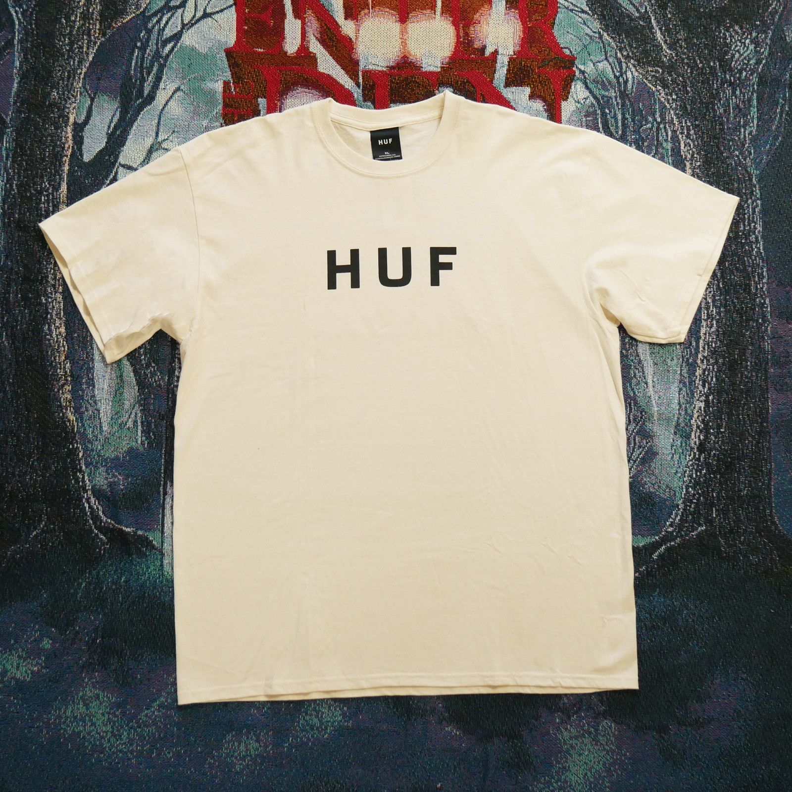 Huf Huf Essentials OG Logo Tee Size US XL / EU 56 / 4 - 1 Thumbnail