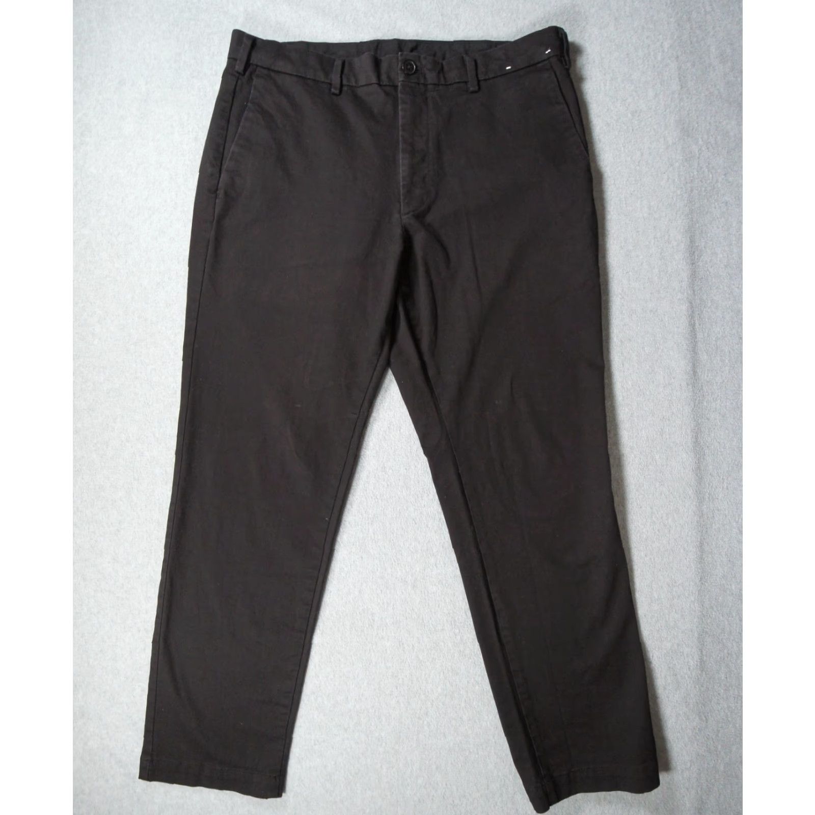 Uniqlo Uniqlo Pants Mens 35x29 Black Chino Slim Fit Flat Front Stretch Preppy Casual Size US 35 - 2 Thumbnail