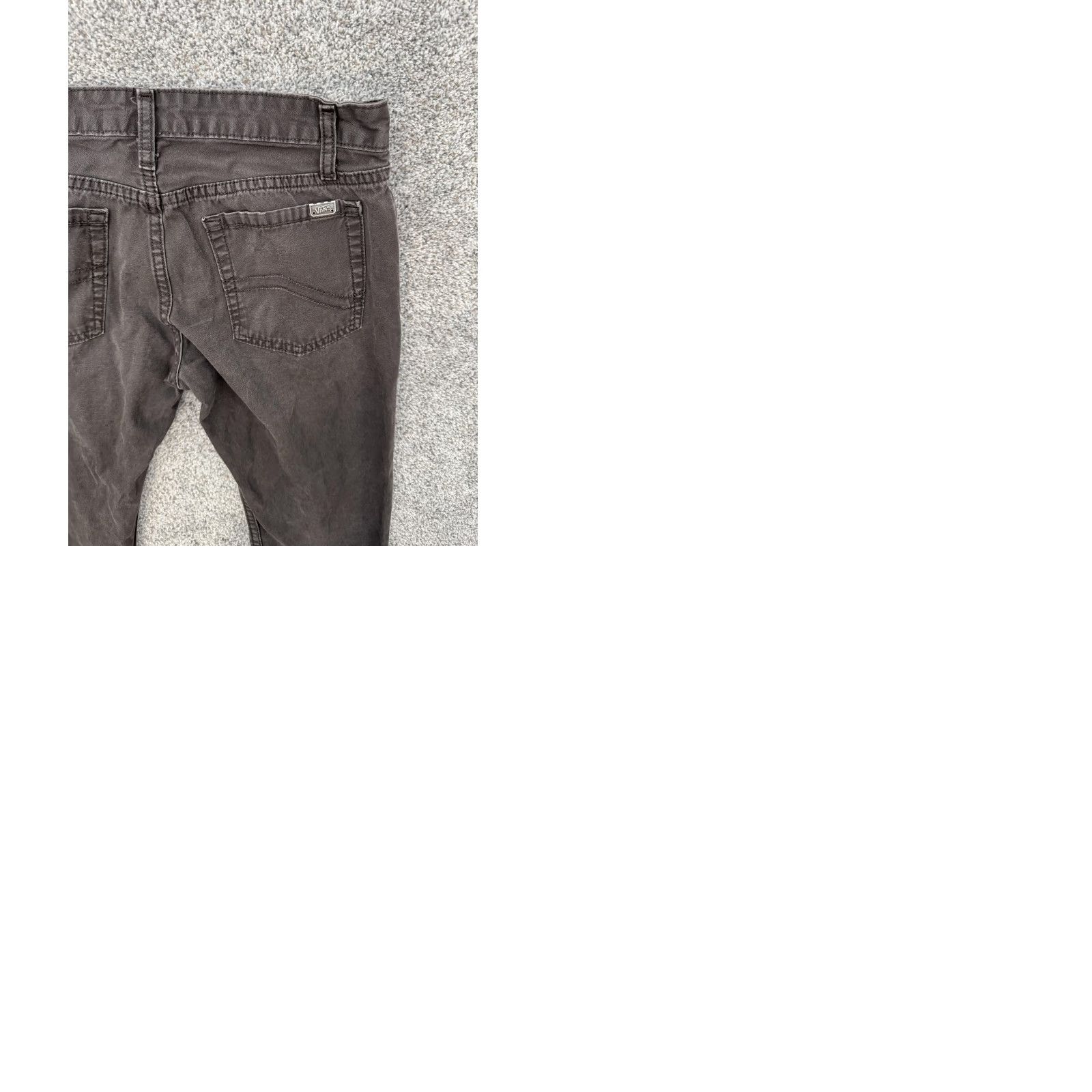 Vans VANS Jeans 30 Straight Leg Skater Streetwear Grunge Retro Y2K Alt Distressed Mens Denim Straight 30 Gray Zip 28in Inseam Size US 30 / EU 46 - 9 Thumbnail