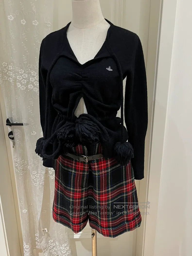 Vivienne Westwood Vivienne Westwood Wool Design Knit Top with Fuzzy Balls Size M / US 6-8 / IT 42-44 - 1 Thumbnail