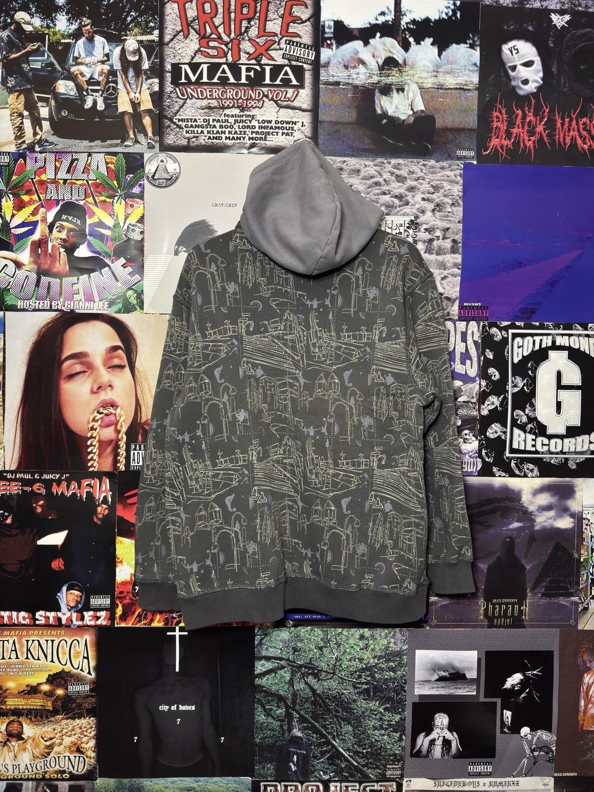 Nike Vintage Nike 90s Overprint Hoodie Size US XL / EU 56 / 4 - 3 Thumbnail