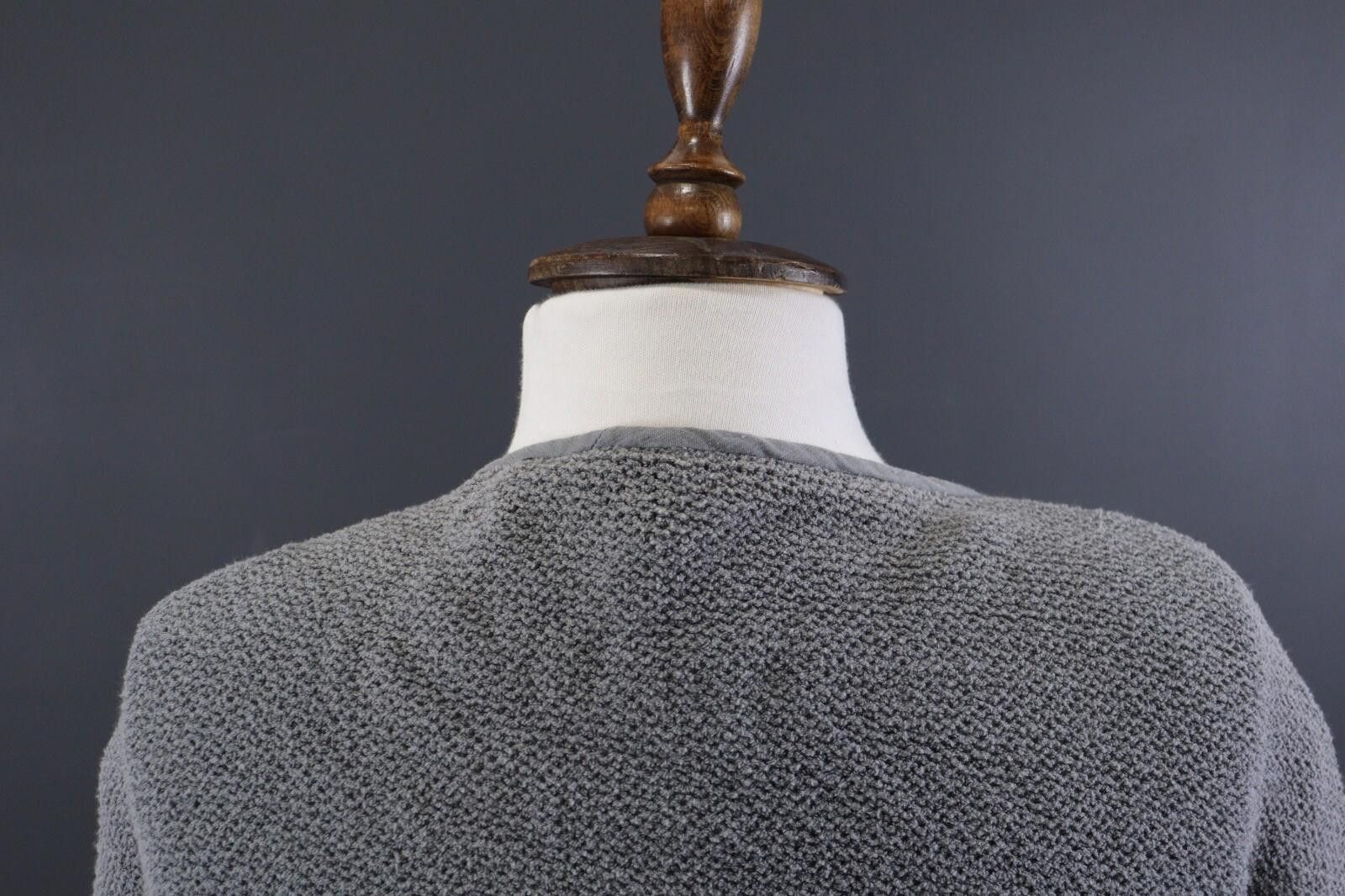 Designer Absolut By Zebra Gray Open Knit Cape Sweater Size 2 / M Size US M / EU 48-50 / 2 - 7 Thumbnail