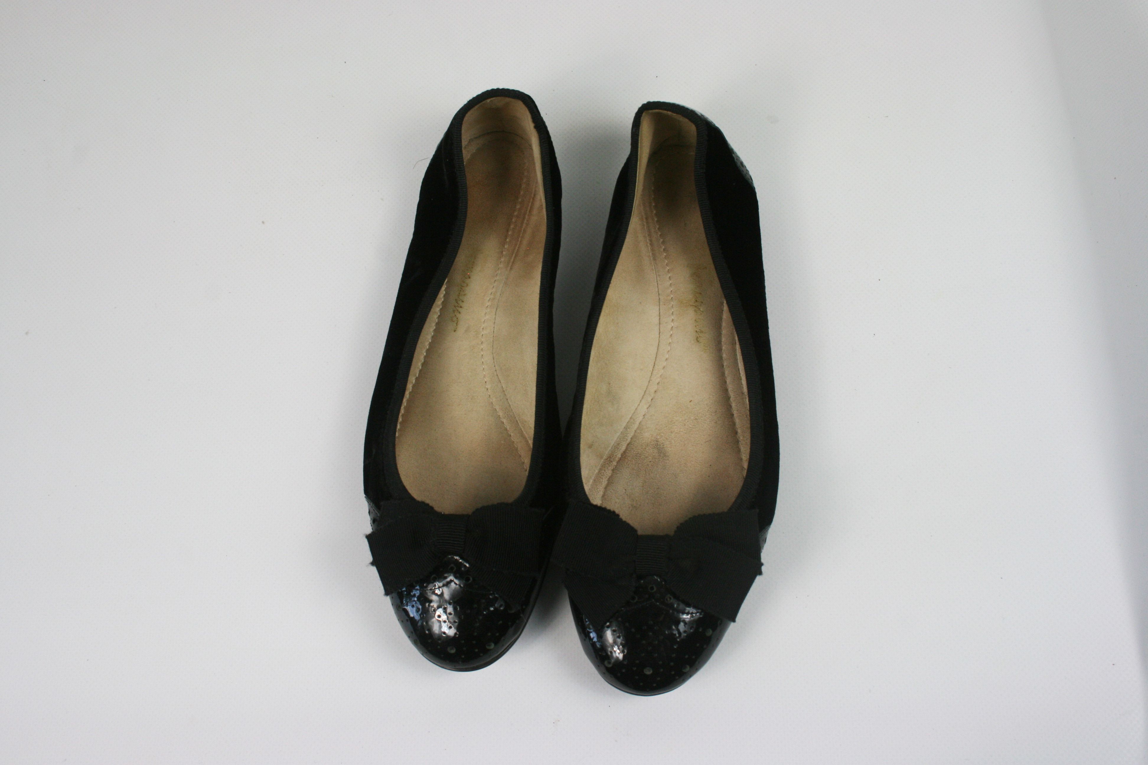 Salvatore Ferragamo 00S Velour Patent Leather Ballet Shoes Size US 7.5 / IT 37.5 - 7 Thumbnail