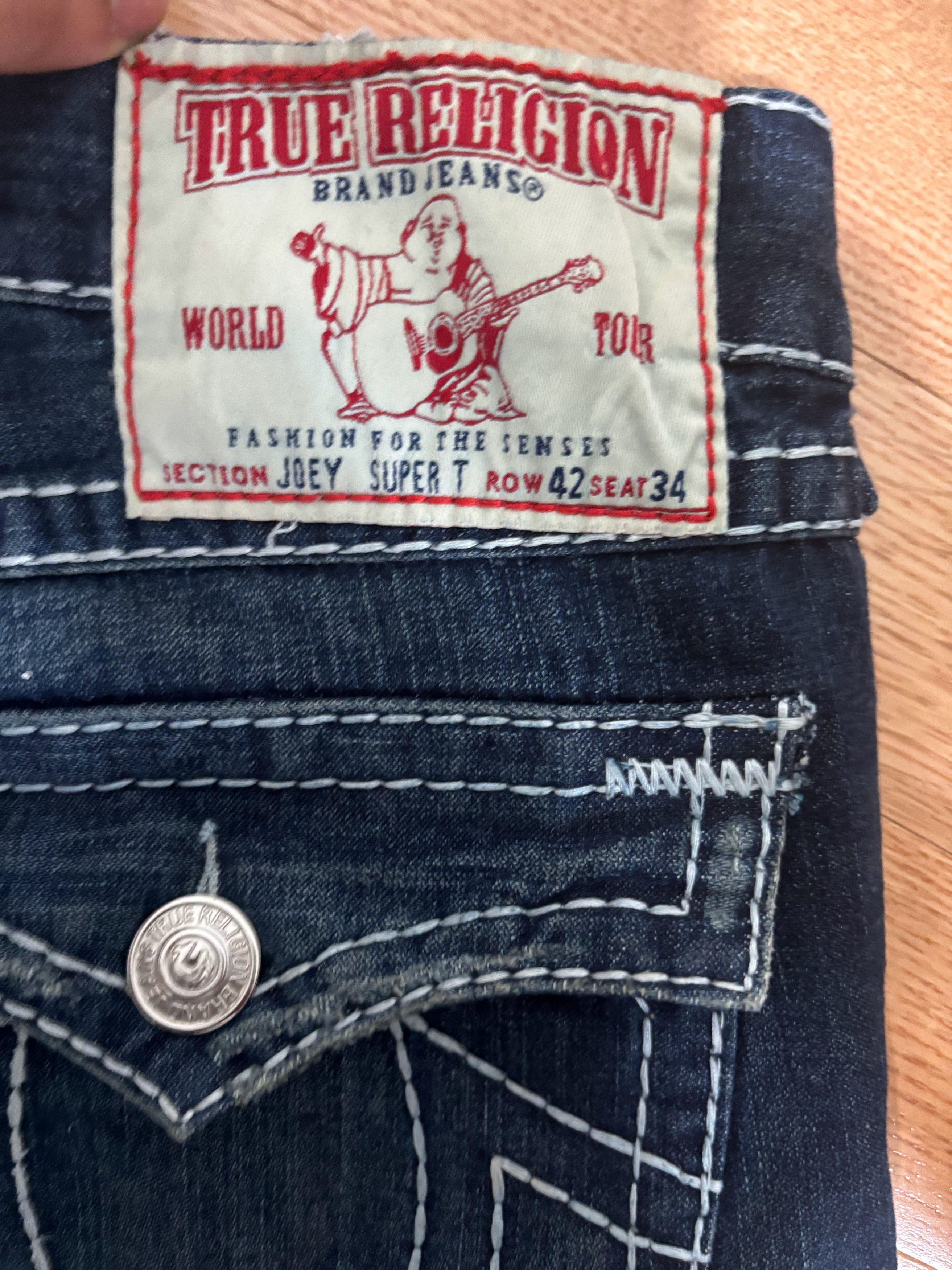 True Religion Joey Super T Size US 42 / EU 58 - 2 Thumbnail