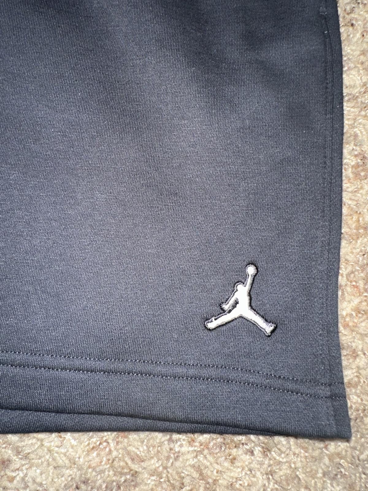Jordan Brand Air Jordan Brooklyn Fleece Black Shorts Sample Size 28" / US 6 / IT 42 - 4 Thumbnail