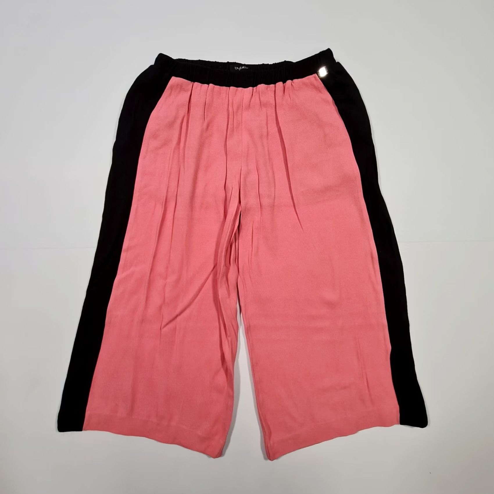Byblos Byblos Womens Trousers Pink 8 UK Wide Leg Cropped Pants Size 30" / US 8 / IT 44 - 2 Thumbnail