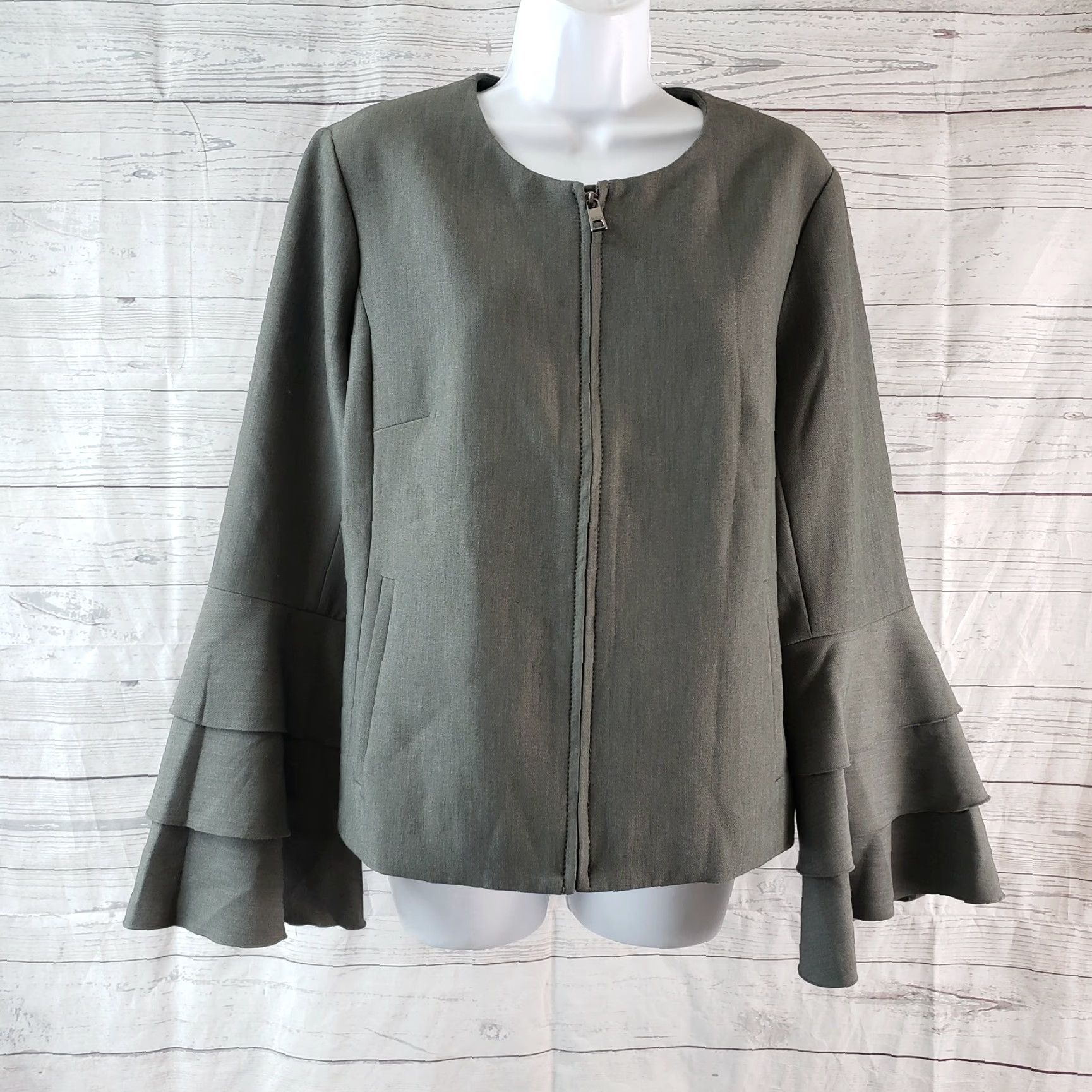 Banana Republic Banana Republic Womens Jacket Zip Gray 12 Bell Sleeves Faux Pockets Fashion Modern Basic Shirt? Size XL / US 12-14 / IT 48-50 - 2 Thumbnail