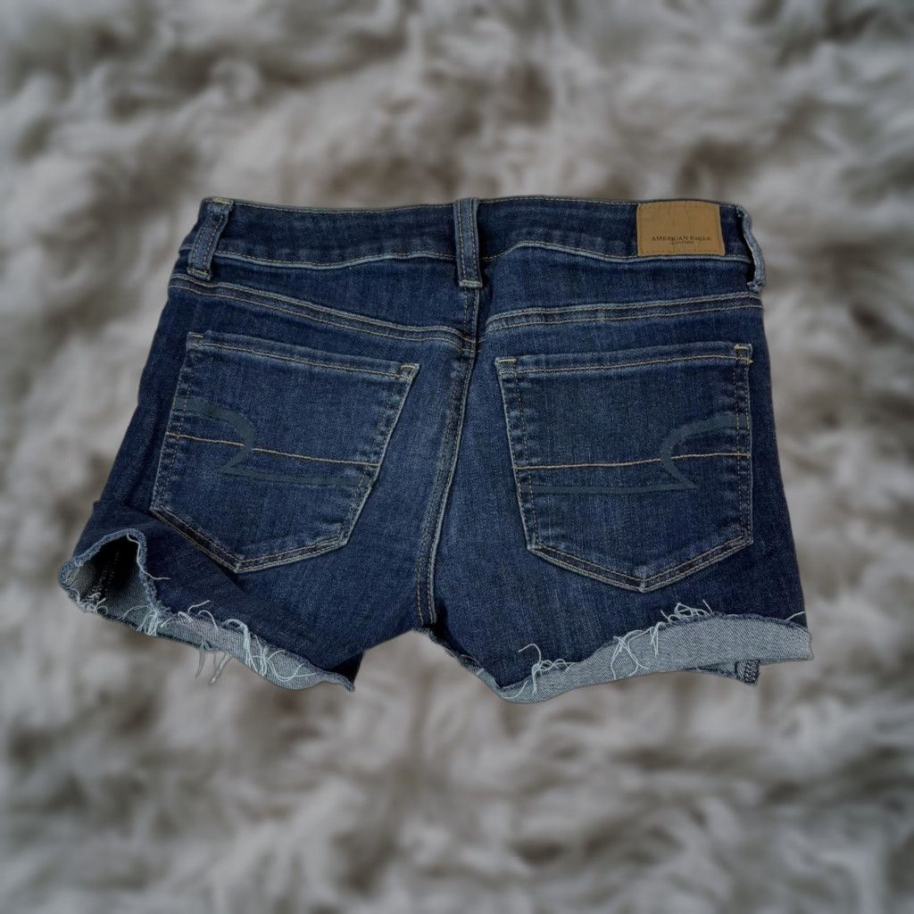 American Eagle Outfitters American Eagle Outfitters Shorts Womens 6 Blue Denim Cutoff Raw Hem Stretch Size 28" / US 6 / IT 42 - 1 Thumbnail